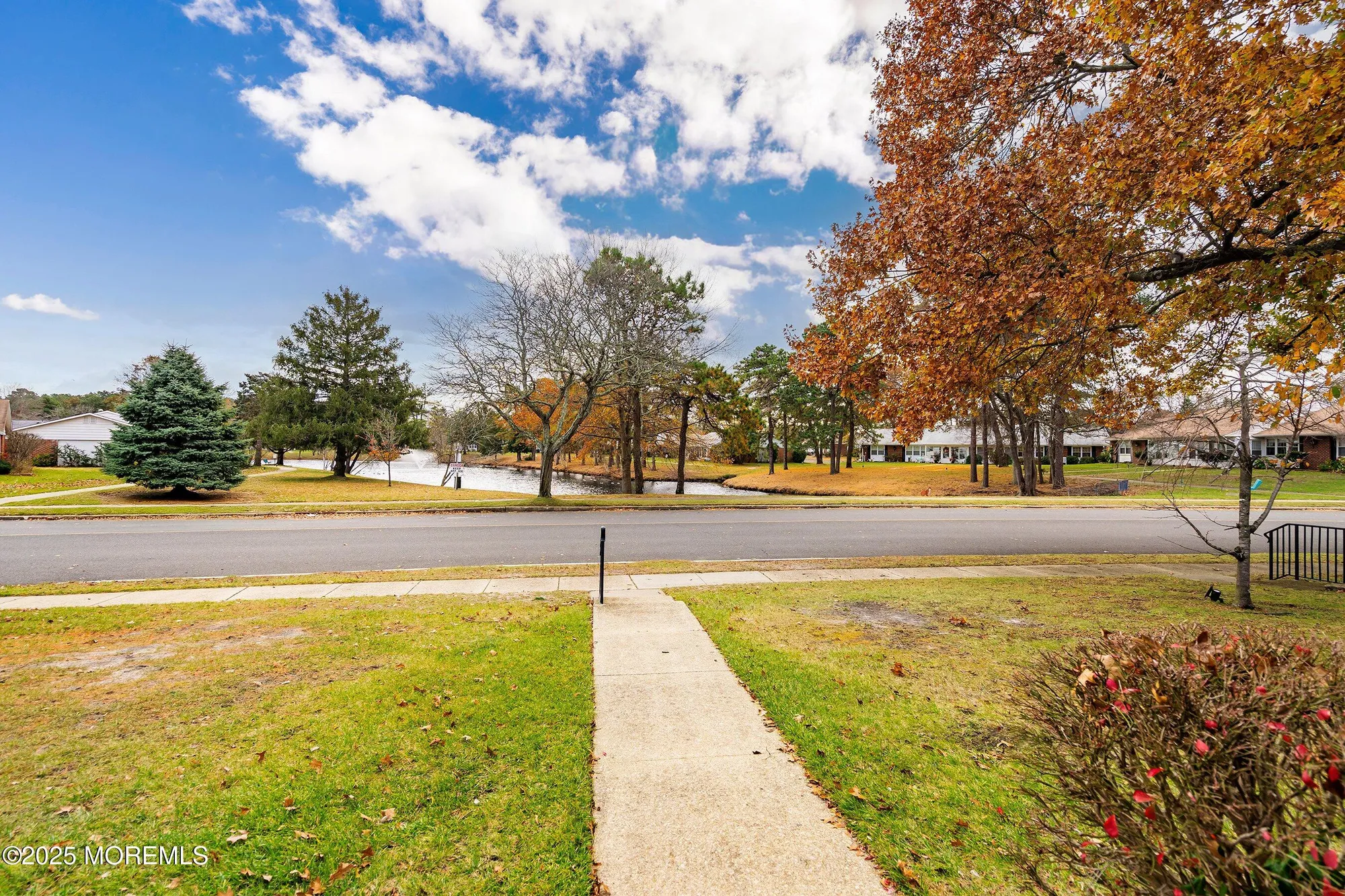 Property Slideshow image 18 of 41 | 1087b argyll cir, Lakewood, NJ, 08701