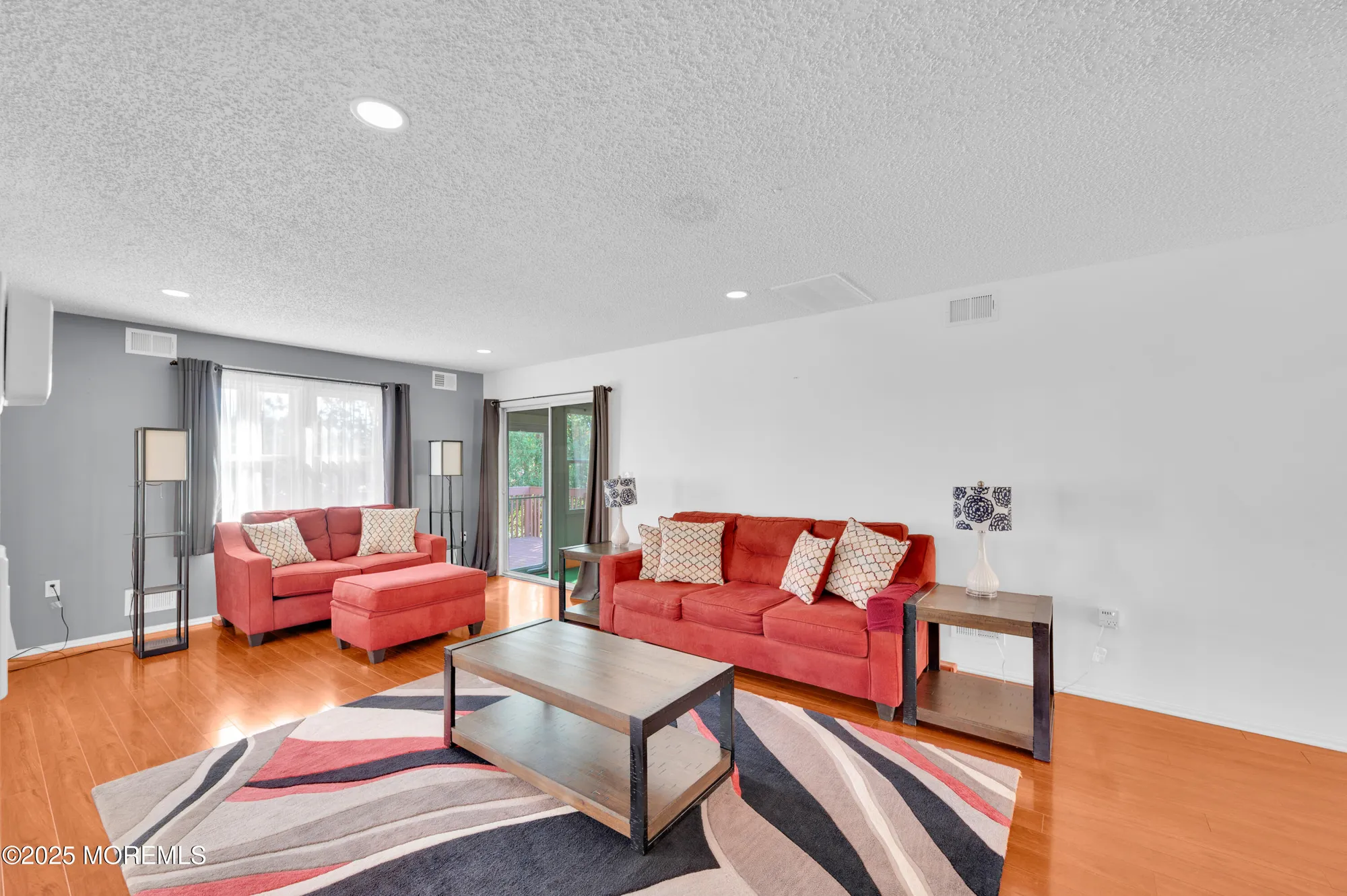 Property Slideshow image 9 of 37 | 3 taylor ct, Lakewood, NJ, 08701