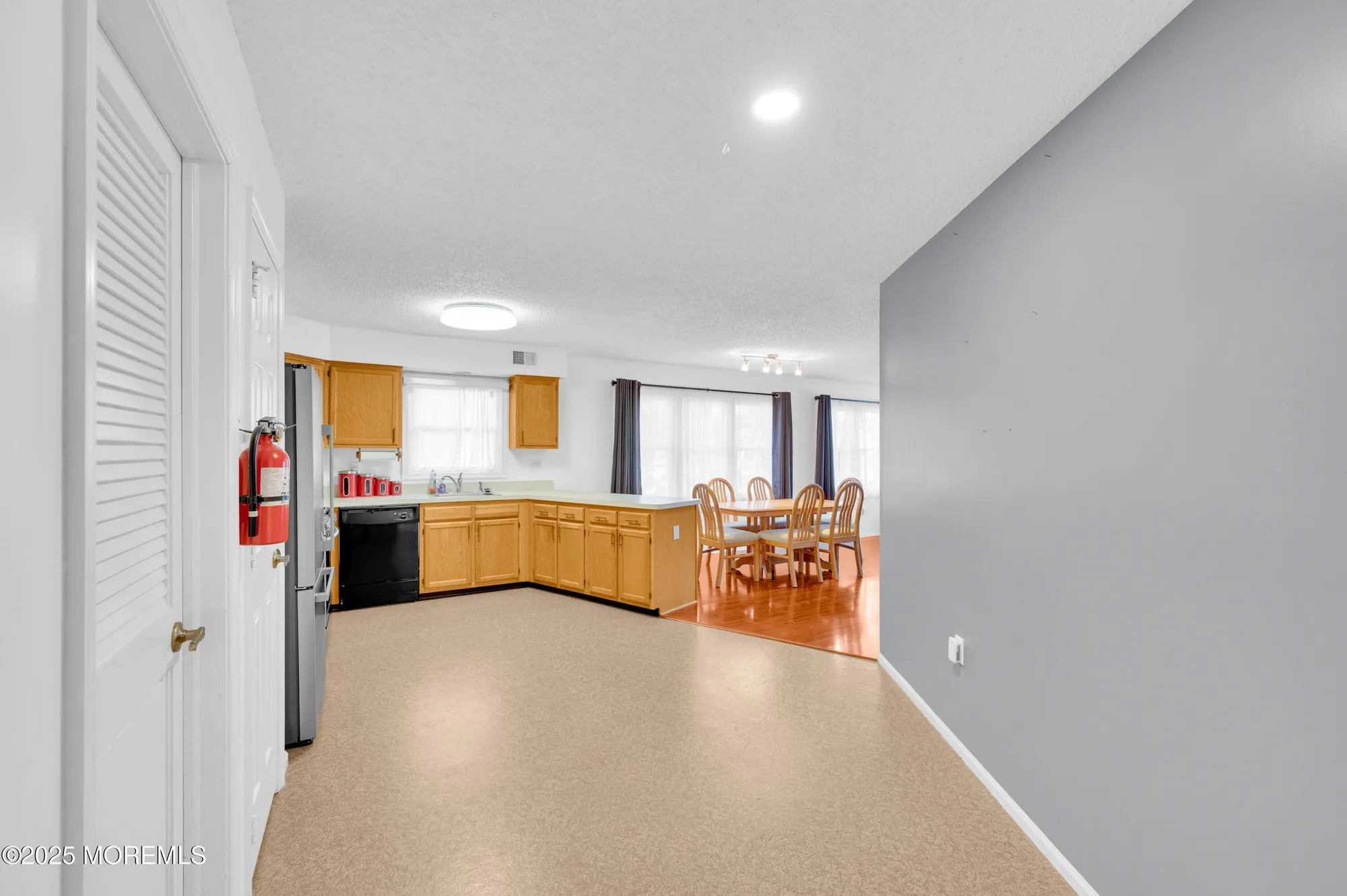 Property Slideshow image 17 of 37 | 3 taylor ct, Lakewood, NJ, 08701