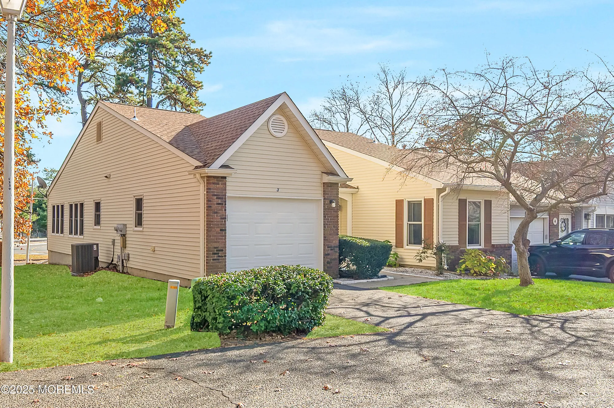 Property Slideshow image 4 of 37 | 3 taylor ct, Lakewood, NJ, 08701