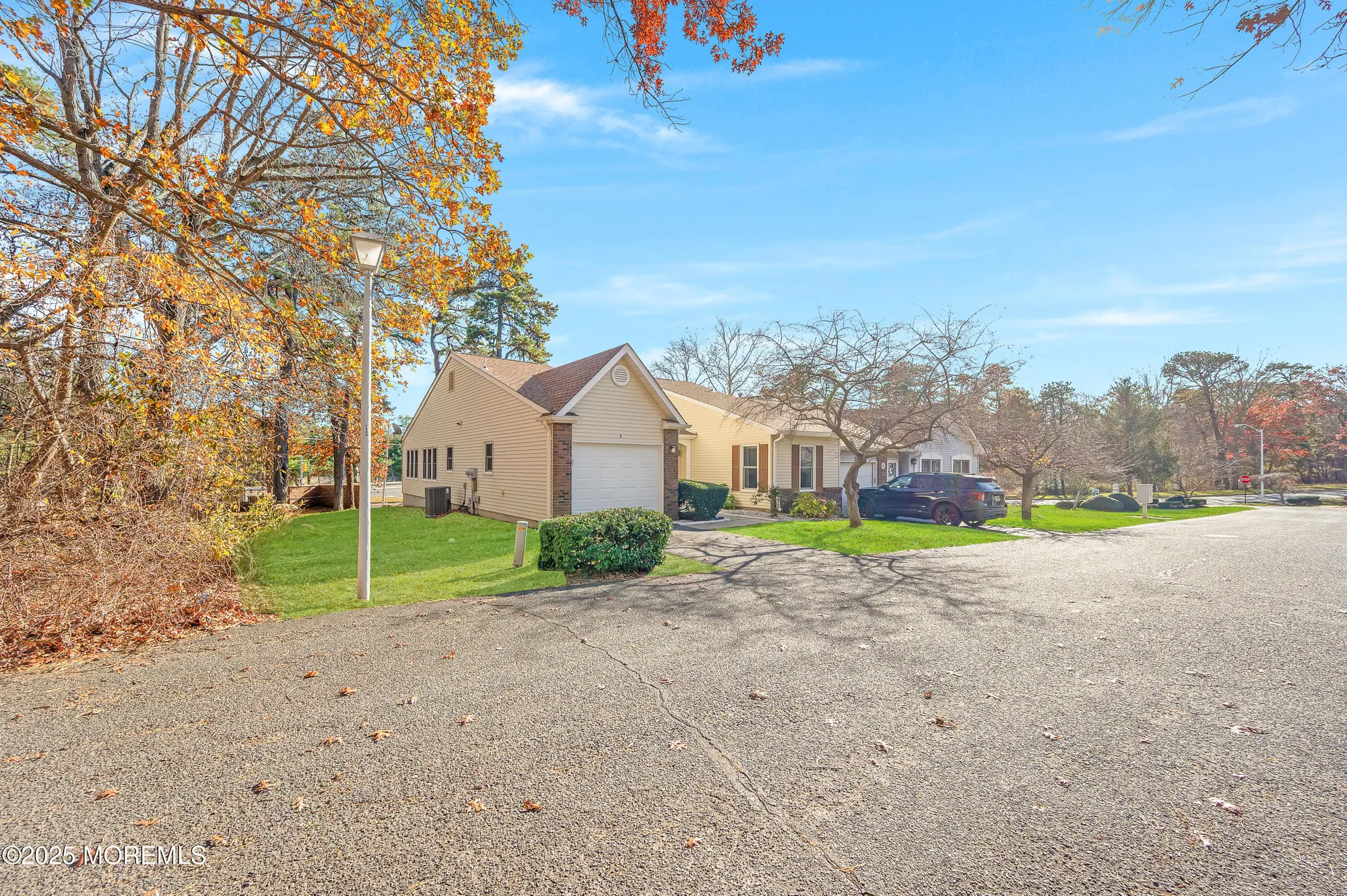 Property Slideshow image 7 of 37 | 3 taylor ct, Lakewood, NJ, 08701