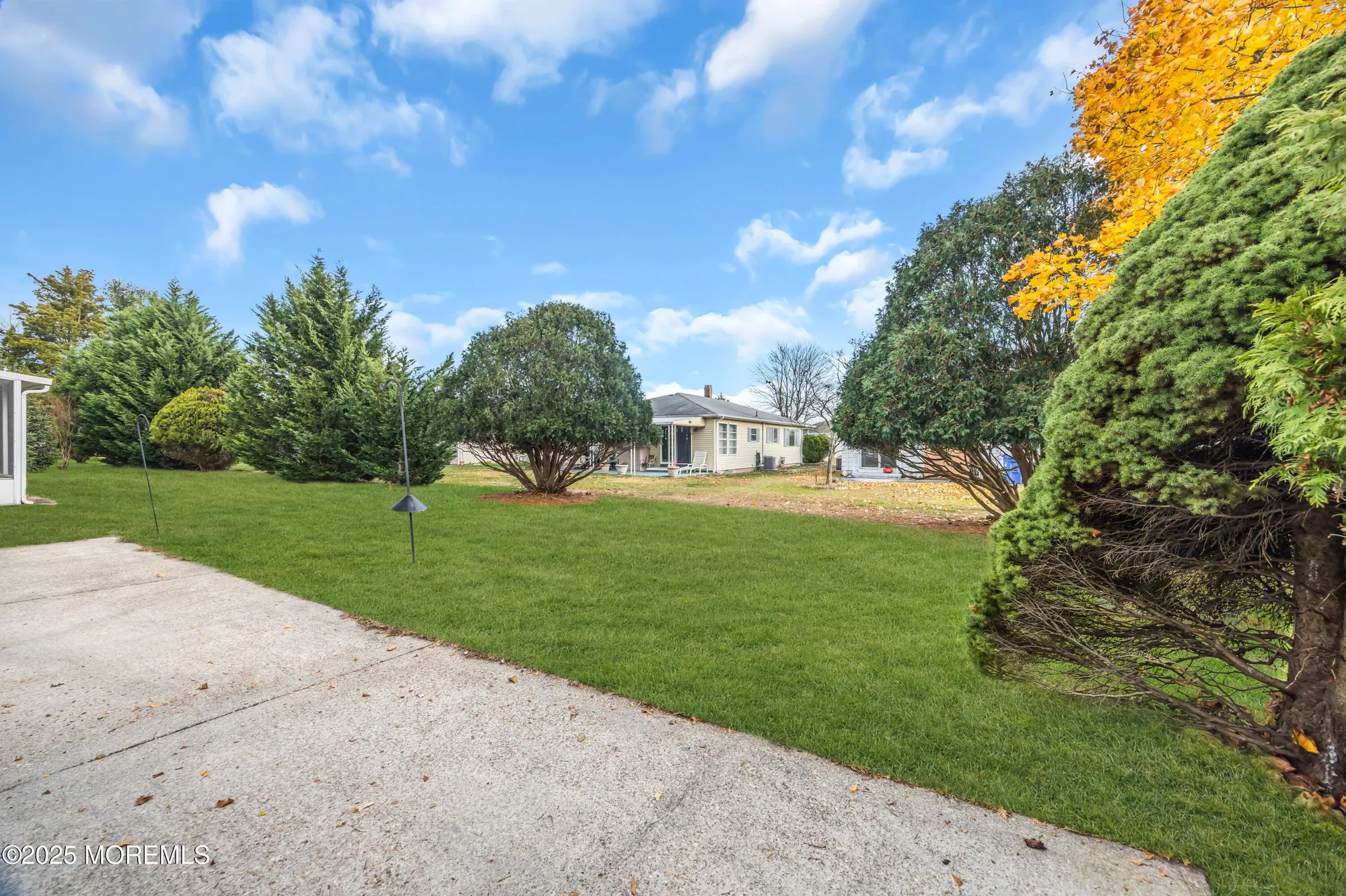 Property Slideshow image 15 of 28 | 15 bimini dr, Toms River, NJ, 08757