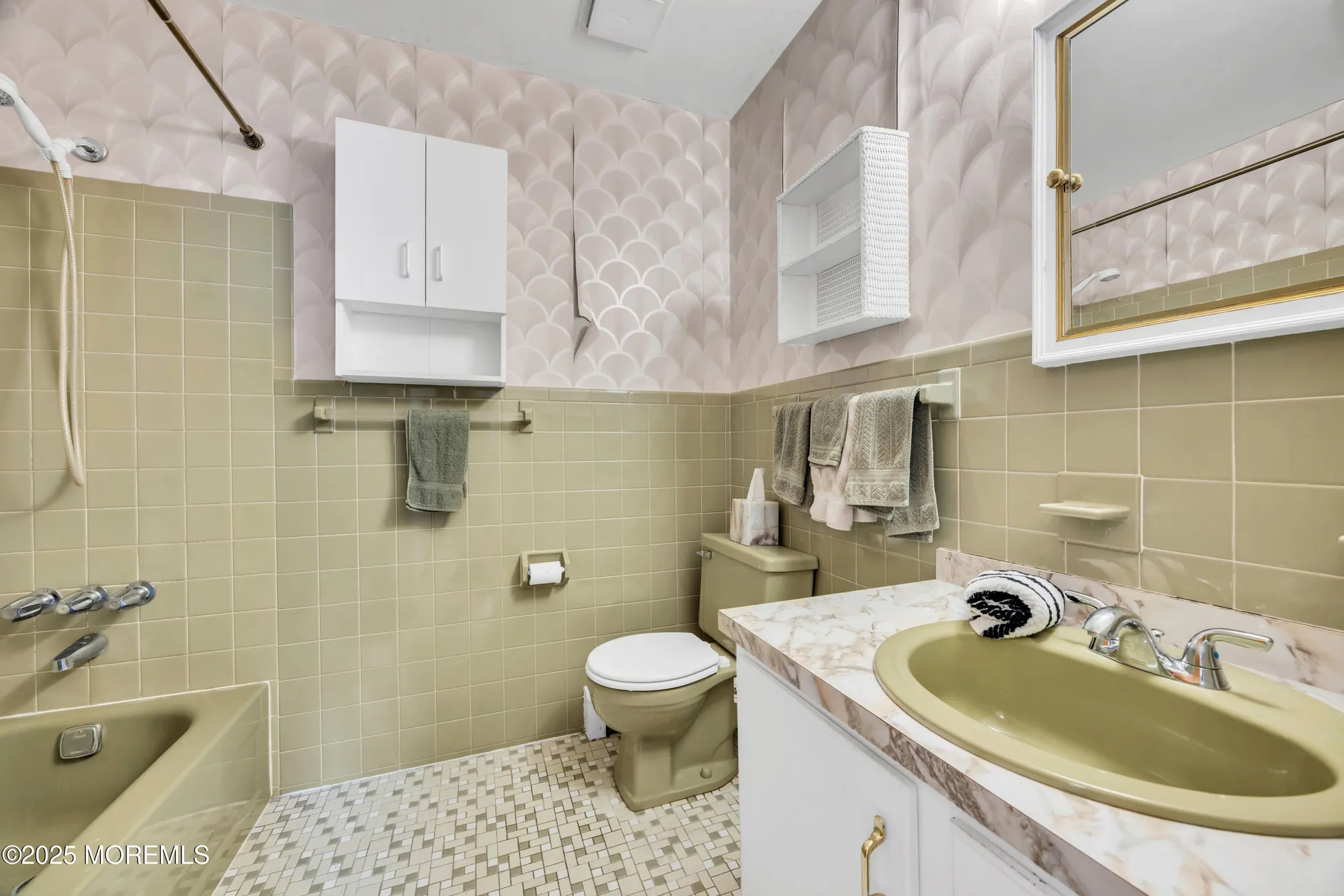 Property Slideshow image 10 of 28 | 15 bimini dr, Toms River, NJ, 08757