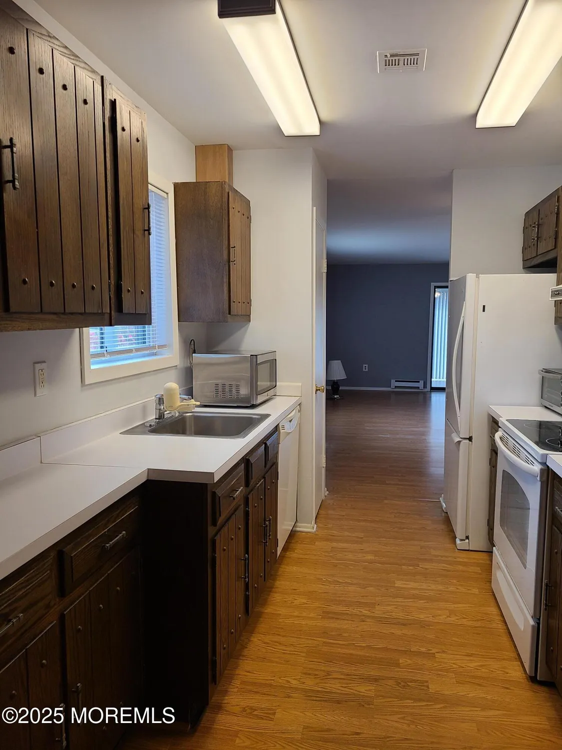 Property Slideshow image 7 of 30 | 141 cross slope ct a, Manalapan, NJ, 07726