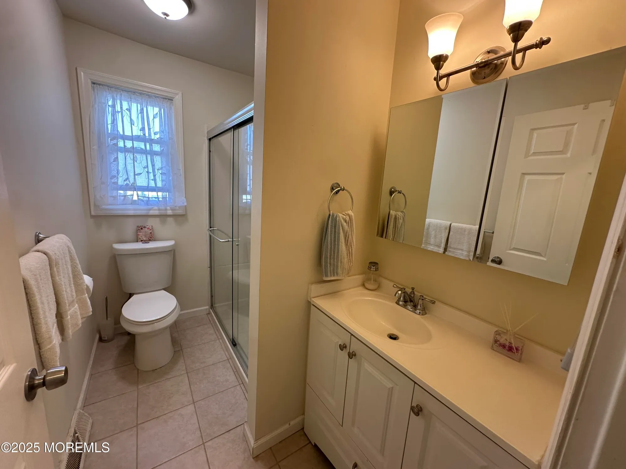 Property Slideshow image 8 of 10 | 9 nebraska dr, Matawan, NJ, 07747