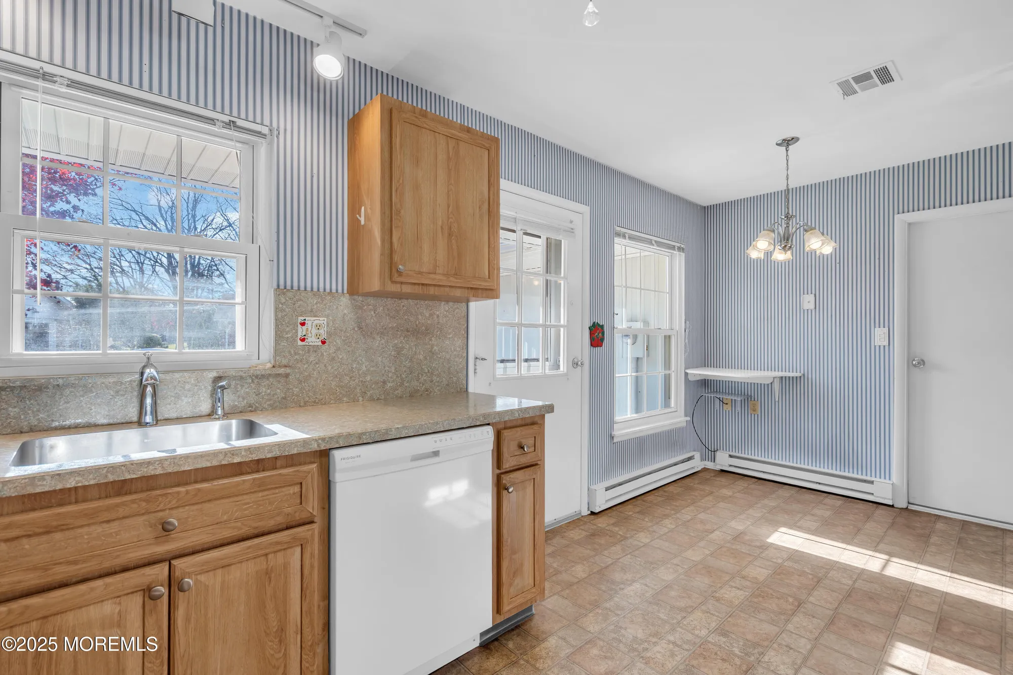 Property Slideshow image 26 of 36 | 1126a argyll cir a, Lakewood, NJ, 08701