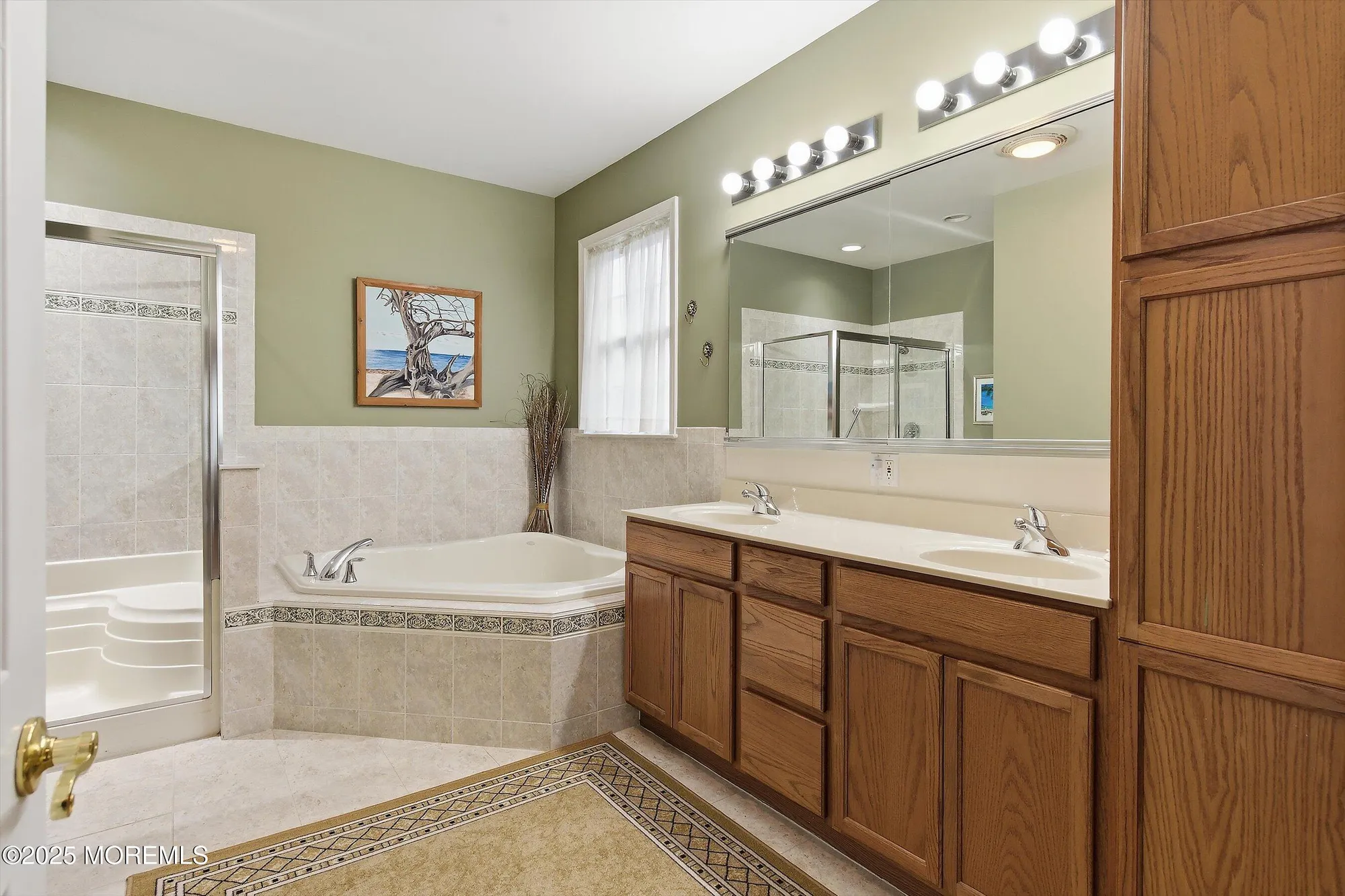 Property Slideshow image 23 of 61 | 16 rolling meadows blvd, Asbury Park, NJ, 07712