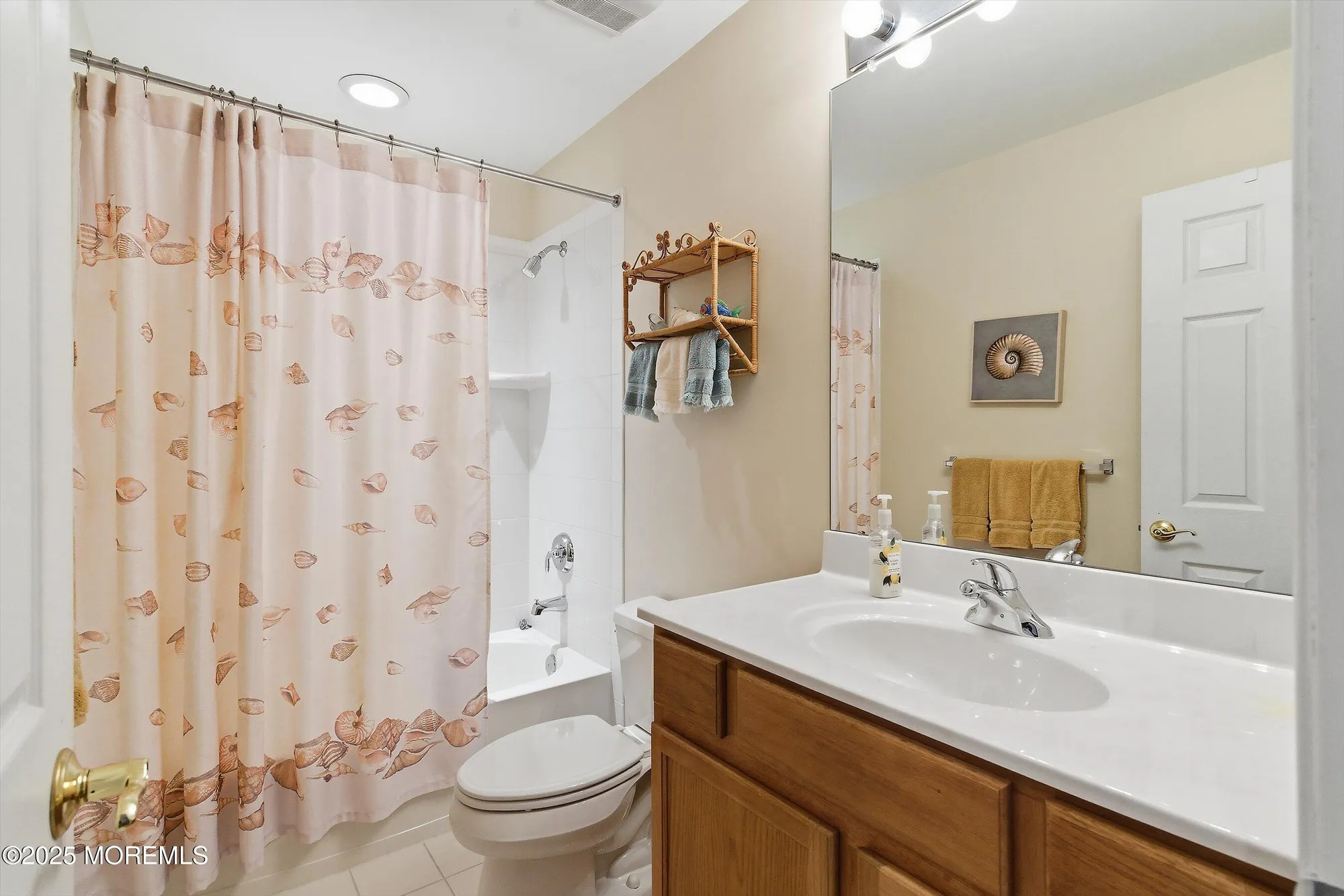 Property Slideshow image 29 of 61 | 16 rolling meadows blvd, Asbury Park, NJ, 07712