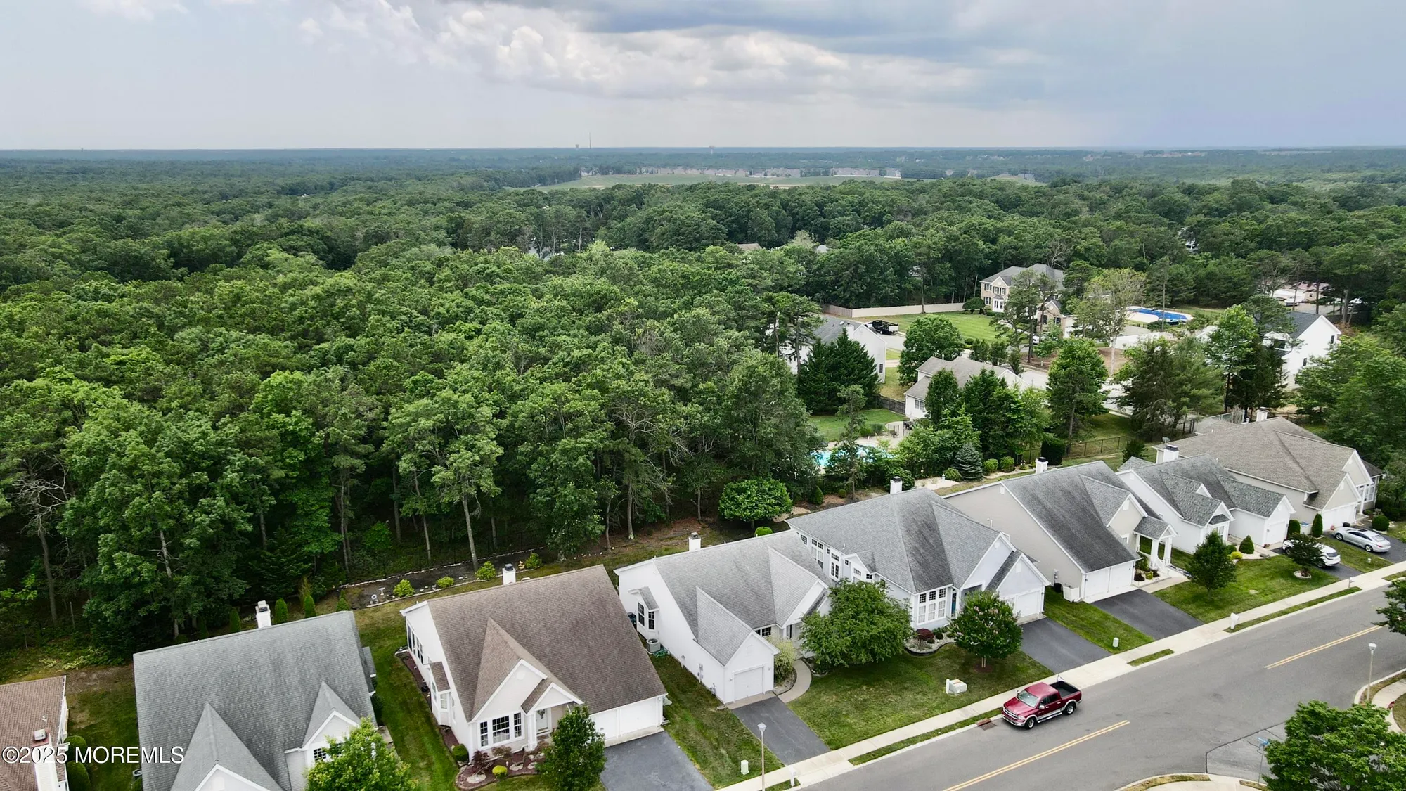 Property Slideshow image 43 of 50 | 18 valley stream pl, Barnegat, NJ, 08005