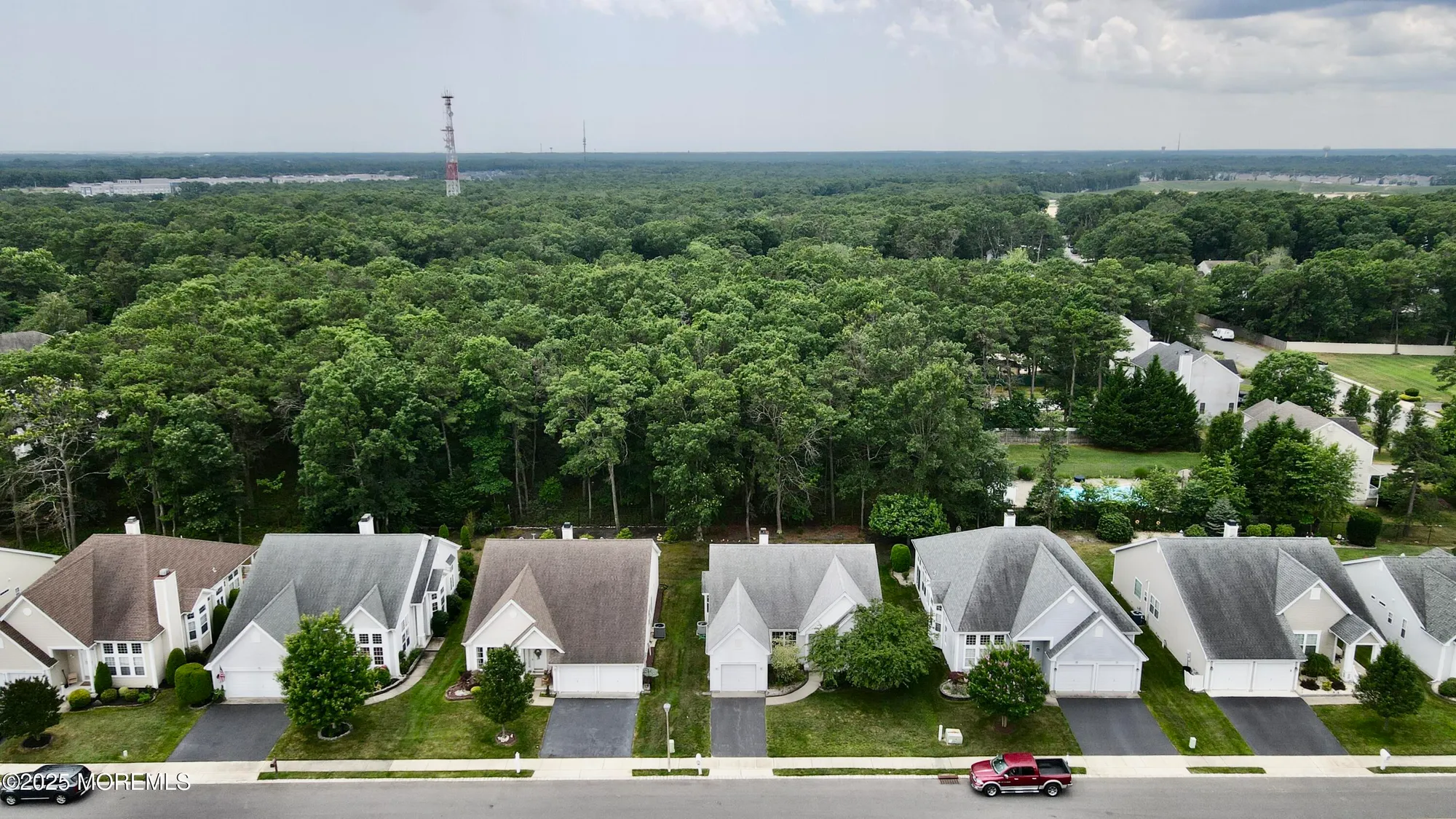 Property Slideshow image 4 of 50 | 18 valley stream pl, Barnegat, NJ, 08005