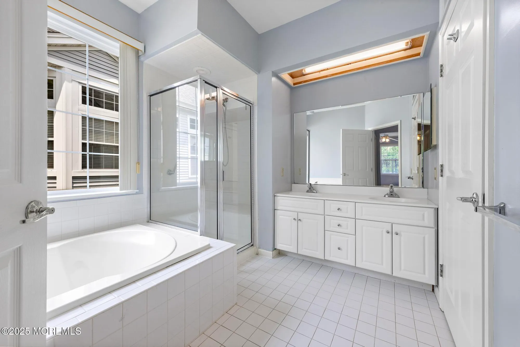 Property Slideshow image 31 of 50 | 18 valley stream pl, Barnegat, NJ, 08005