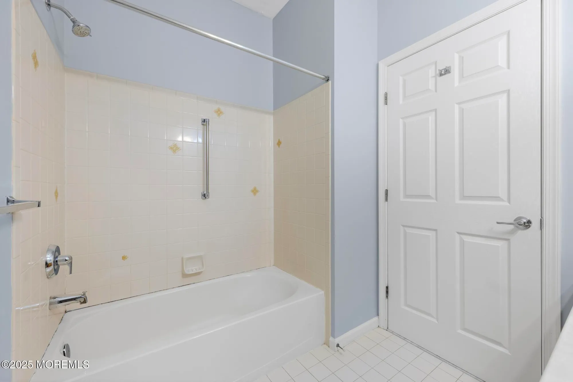 Property Slideshow image 35 of 50 | 18 valley stream pl, Barnegat, NJ, 08005