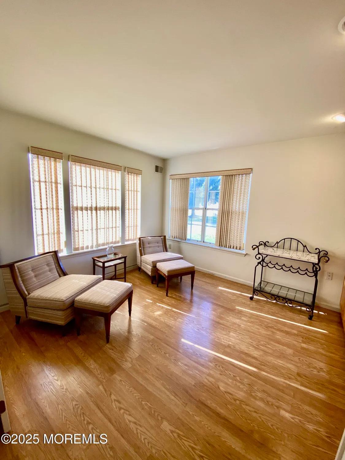 Property Slideshow image 9 of 43 | 1121a thornbury ln, Manchester, NJ, 08759