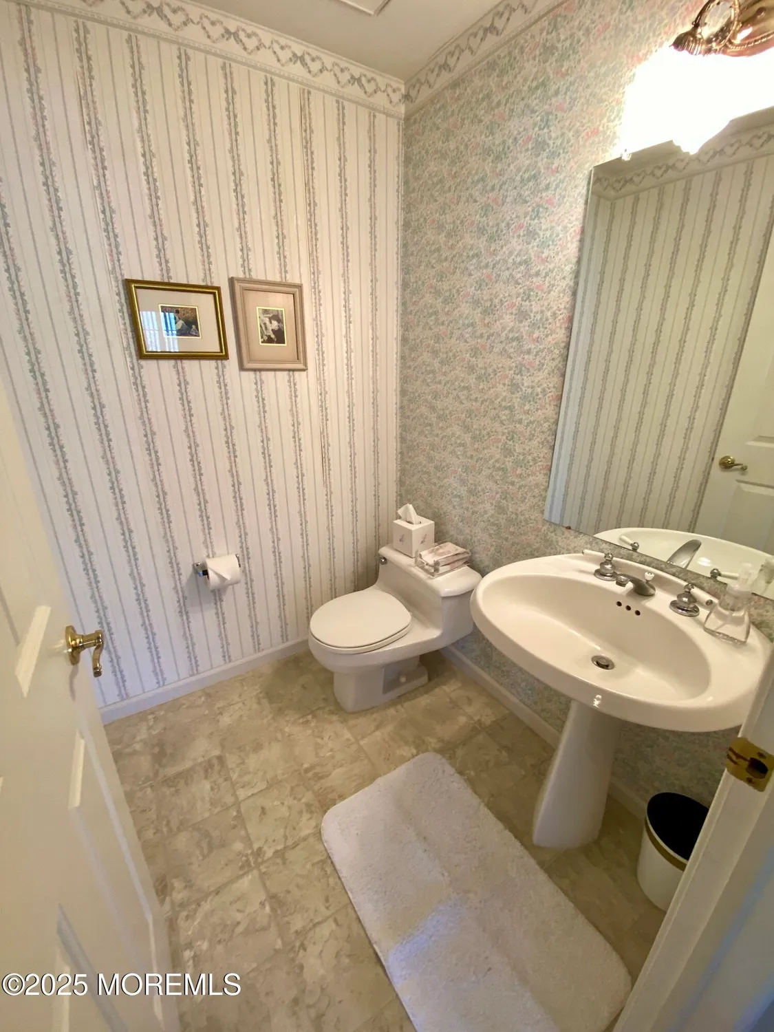Property Slideshow image 29 of 43 | 1121a thornbury ln, Manchester, NJ, 08759