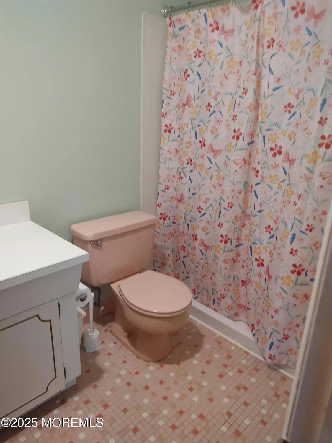 Property Slideshow image 10 of 10 | 12d snowberry ln, Whiting, NJ, 08759