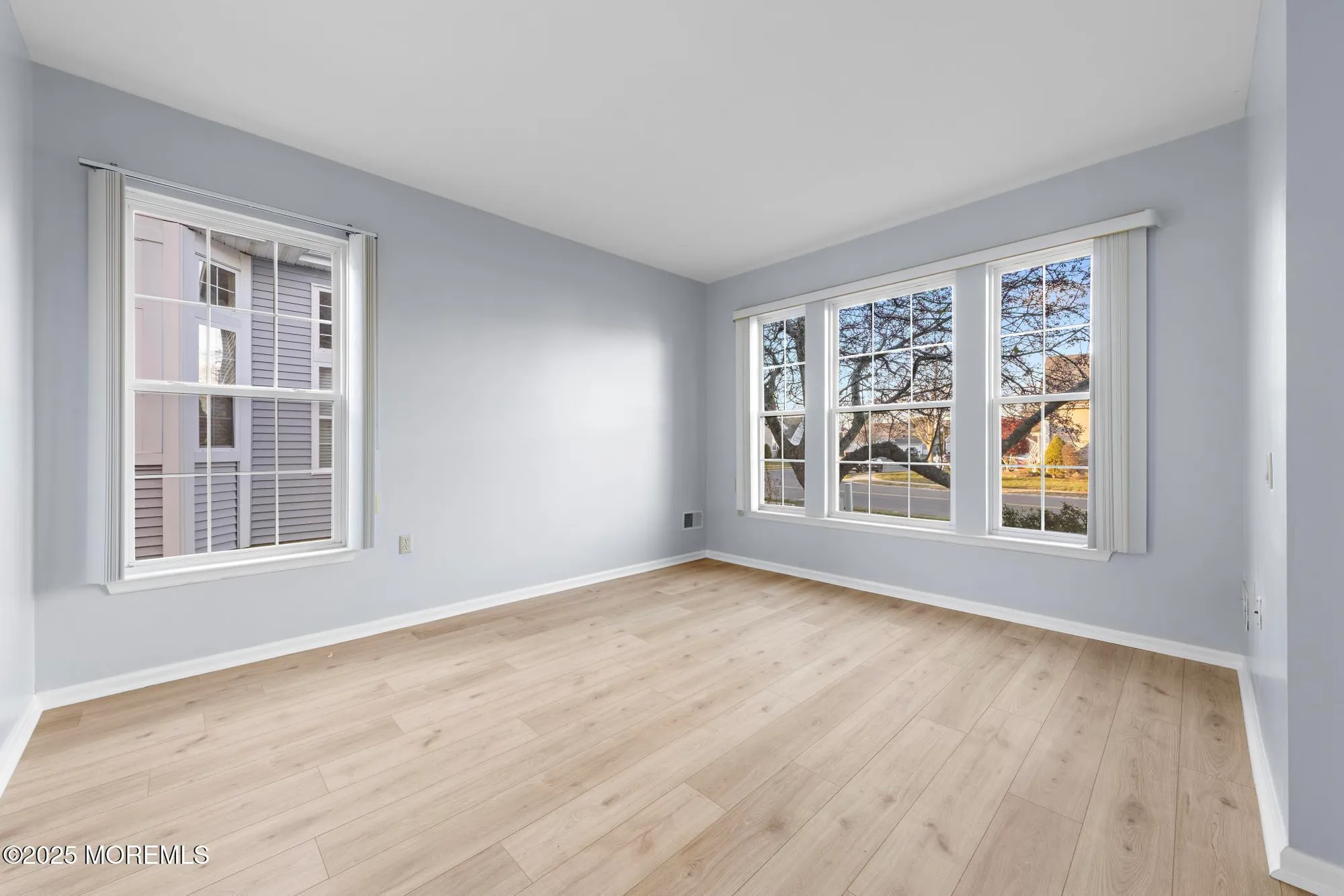 Property Slideshow image 9 of 50 | 18 valley stream pl, Barnegat, NJ, 08005