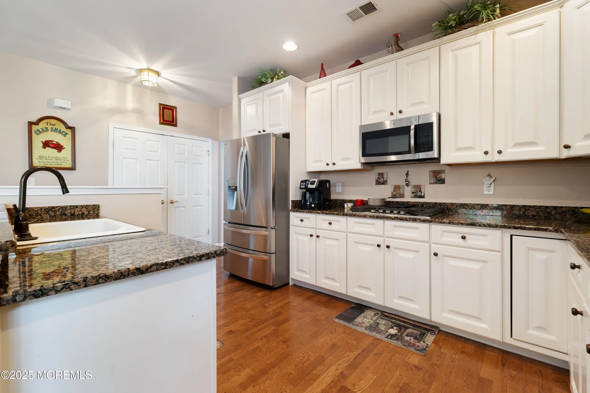 Property Slideshow image 13 of 50 | 24 pond view cir, Barnegat, NJ, 08005