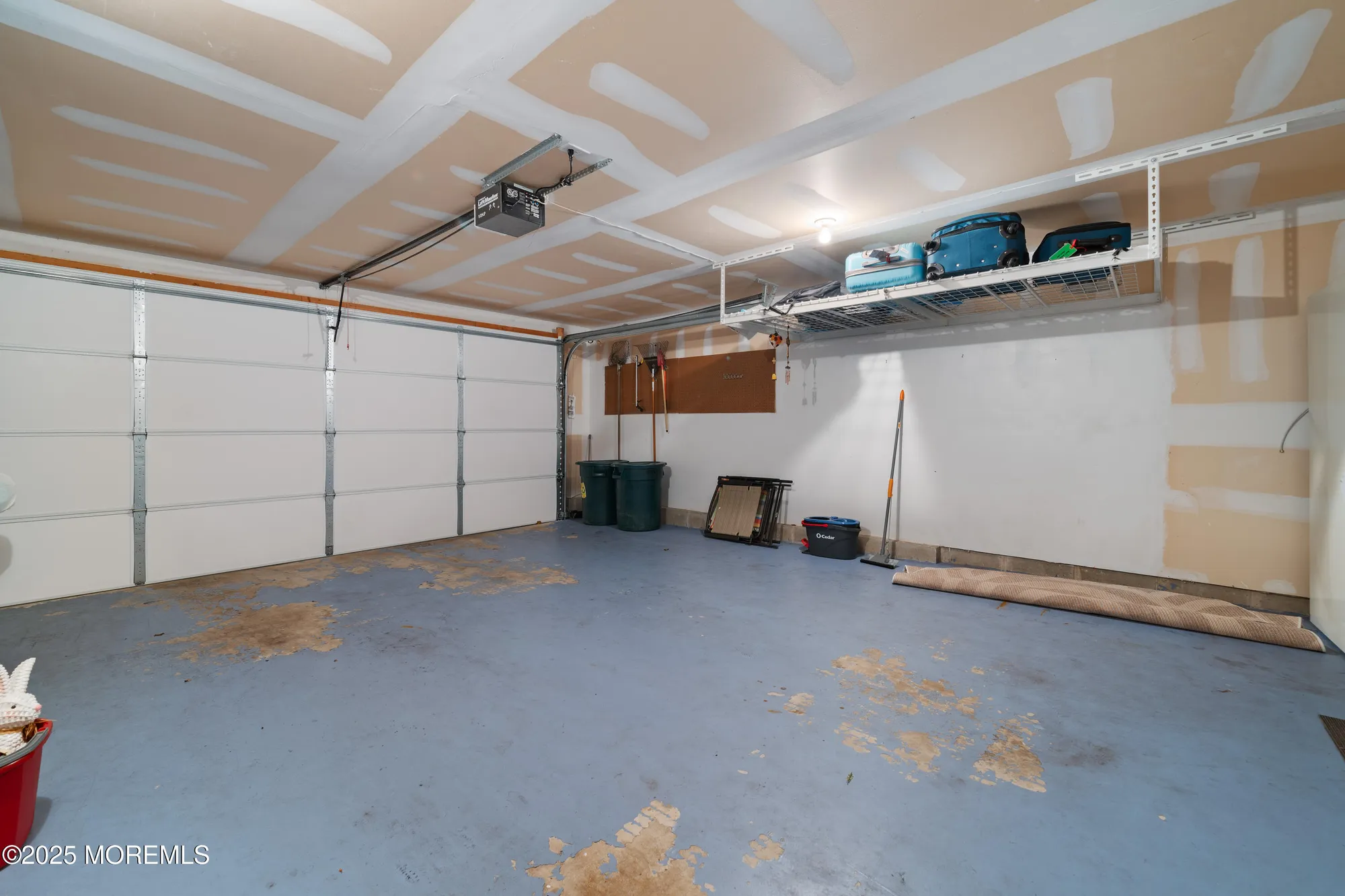 Property Slideshow image 31 of 50 | 24 pond view cir, Barnegat, NJ, 08005