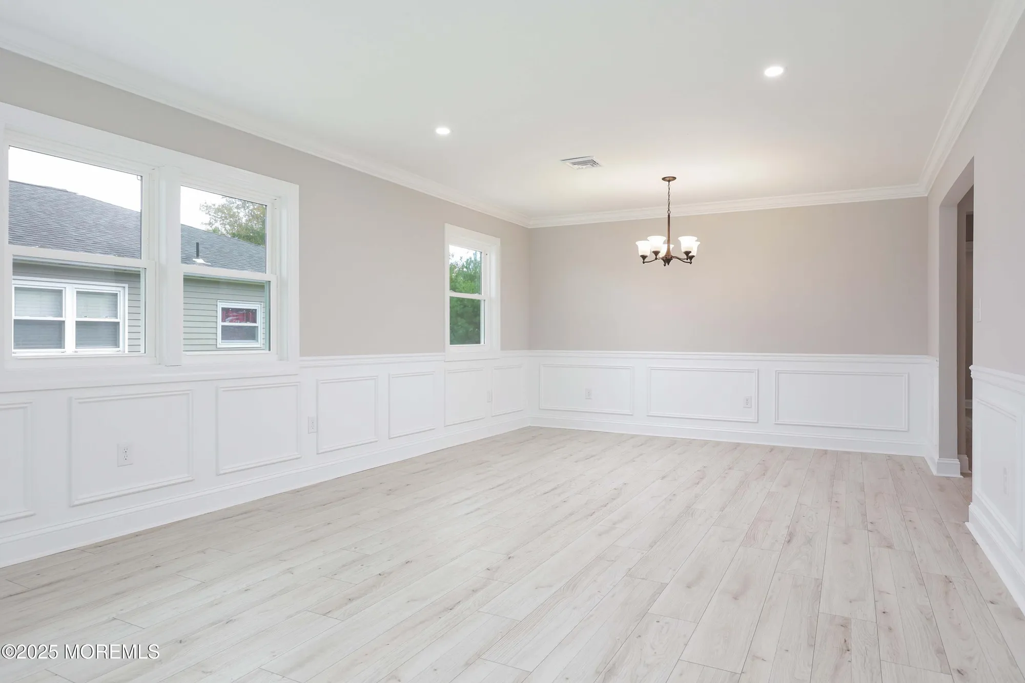 Property Slideshow image 8 of 33 | 48 harrington dr, Toms River, NJ, 08757