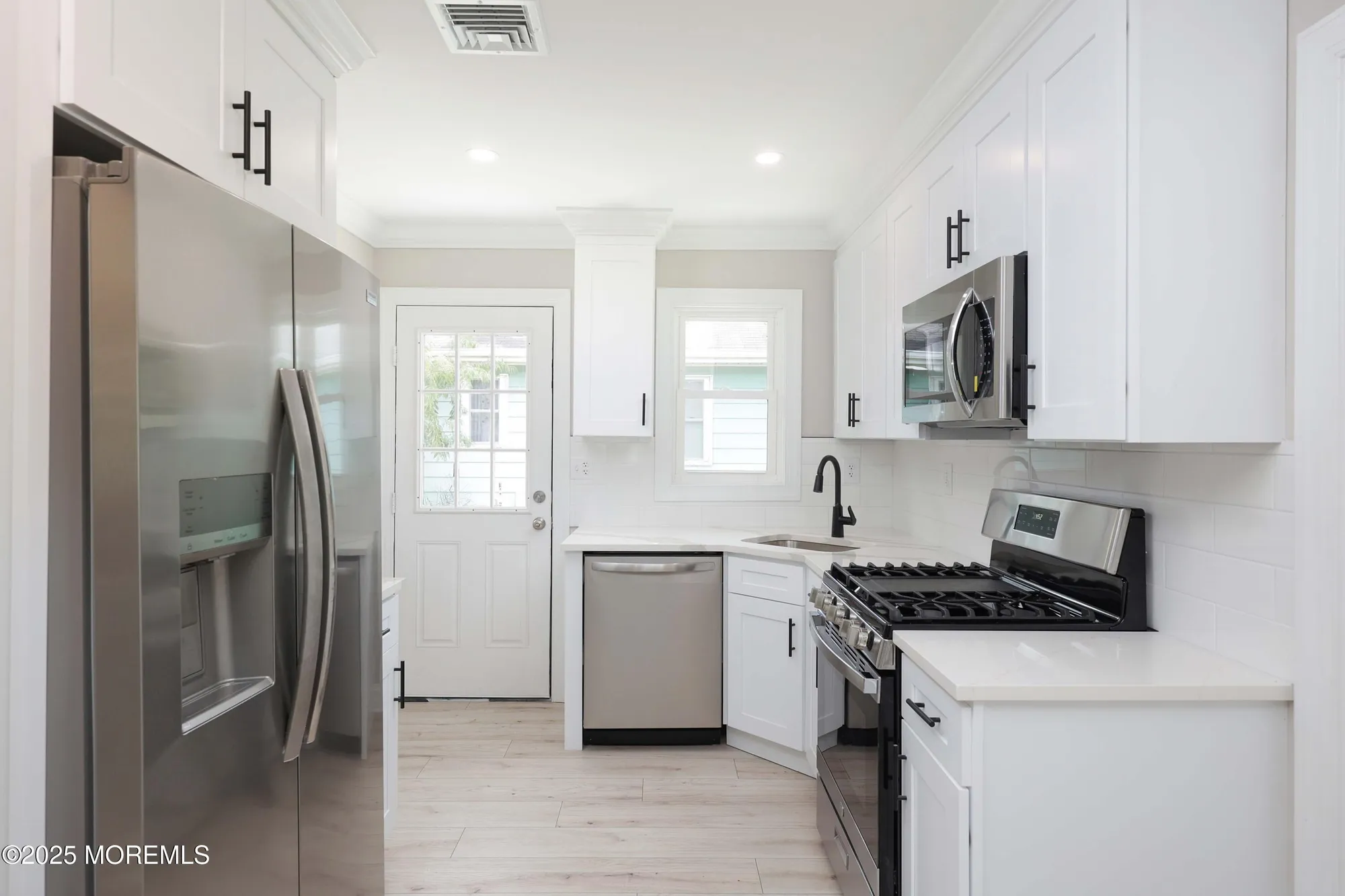 Property Slideshow image 13 of 33 | 48 harrington dr, Toms River, NJ, 08757