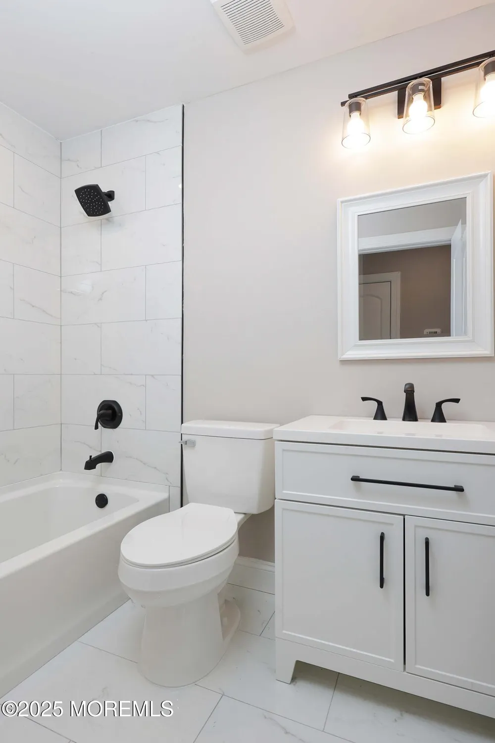 Property Slideshow image 22 of 33 | 48 harrington dr, Toms River, NJ, 08757