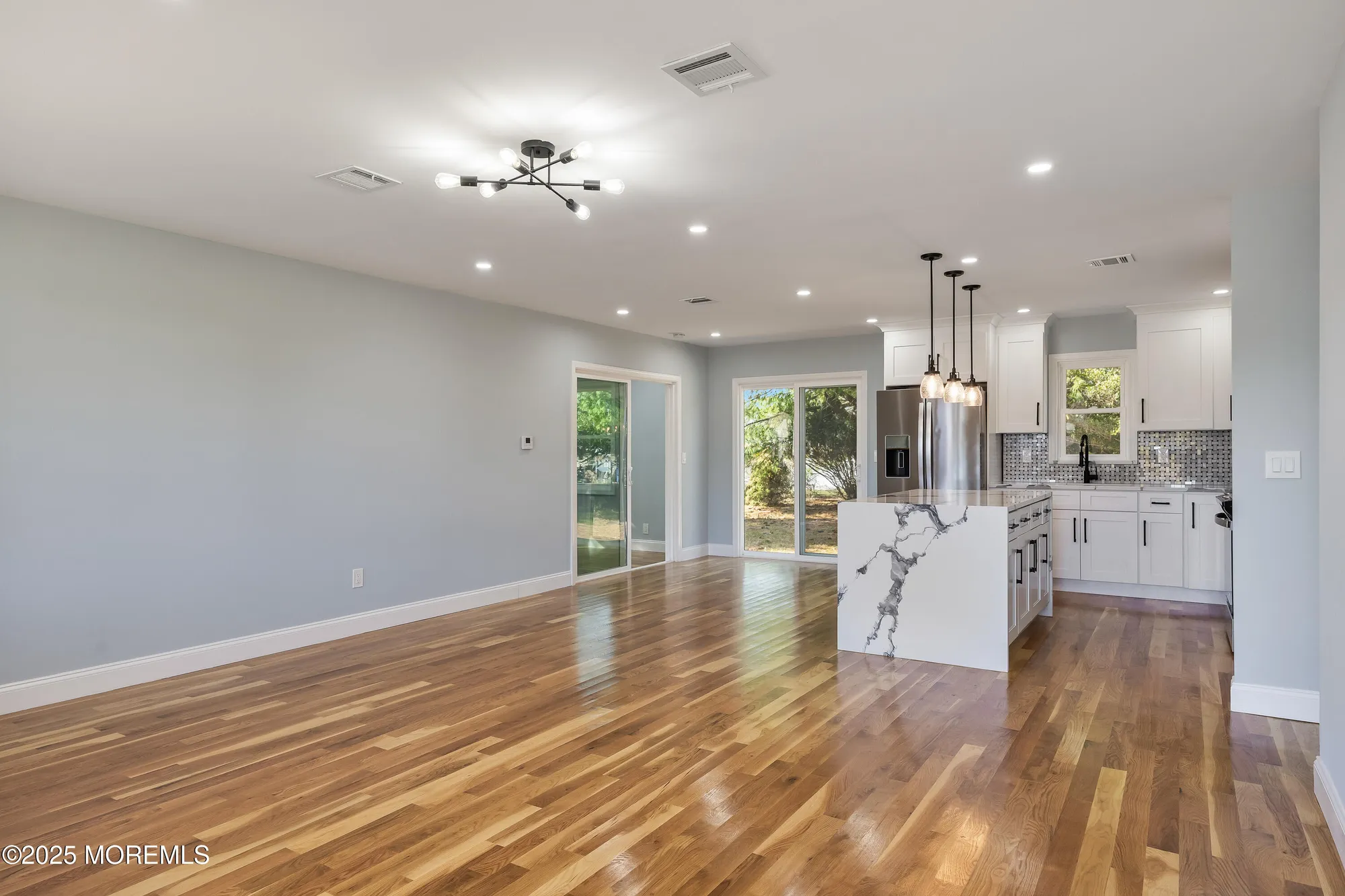 Property Slideshow image 3 of 25 | 18 bolingbroke dr, Toms River, NJ, 08757