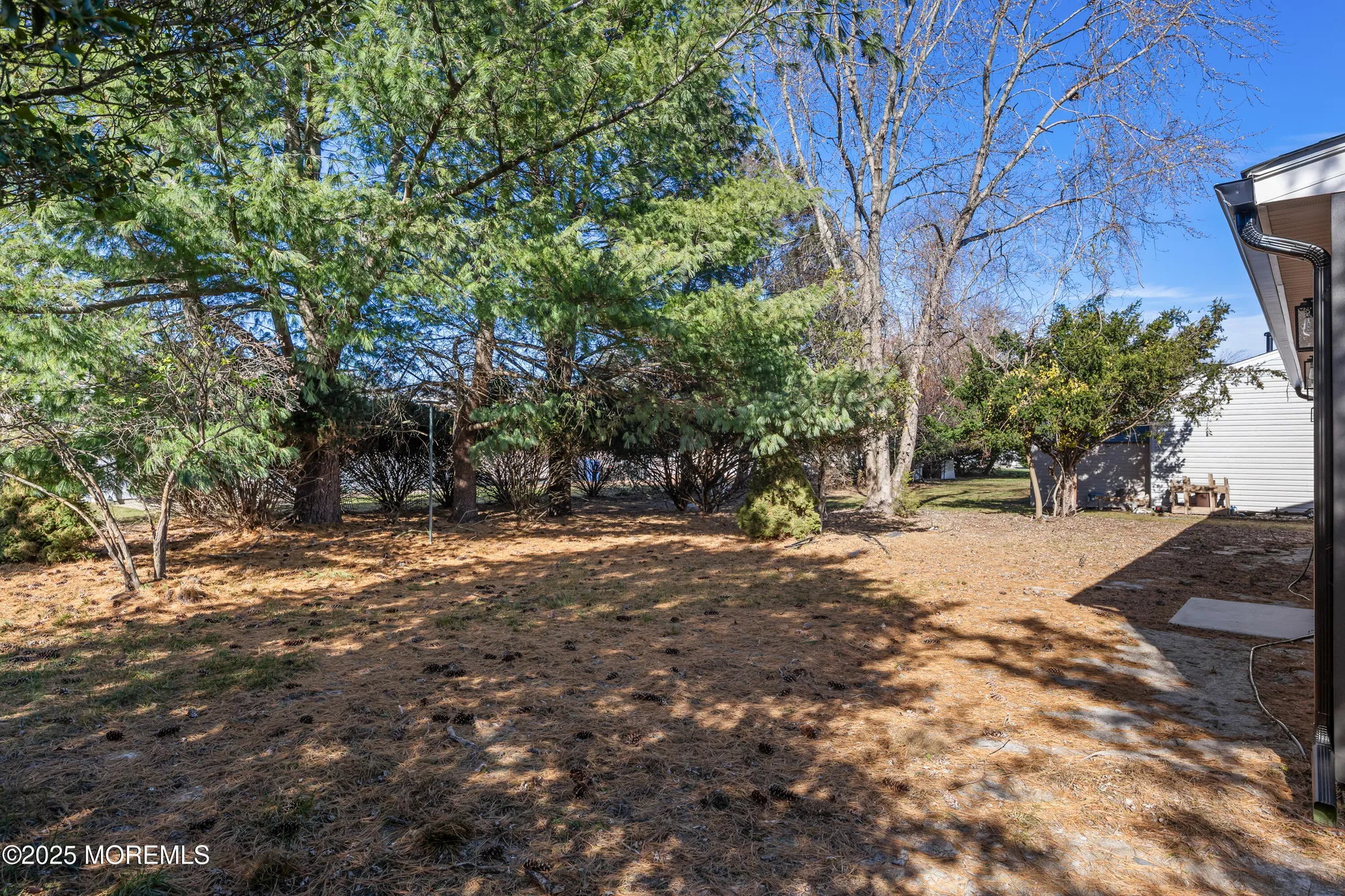 Property Slideshow image 24 of 25 | 18 bolingbroke dr, Toms River, NJ, 08757