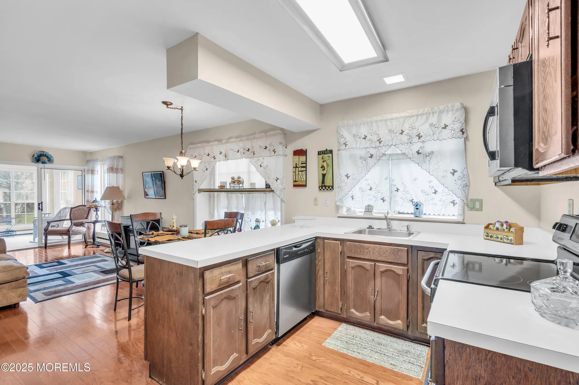 Property Slideshow image 12 of 33 | 139 buckingham dr, Manchester, NJ, 08759