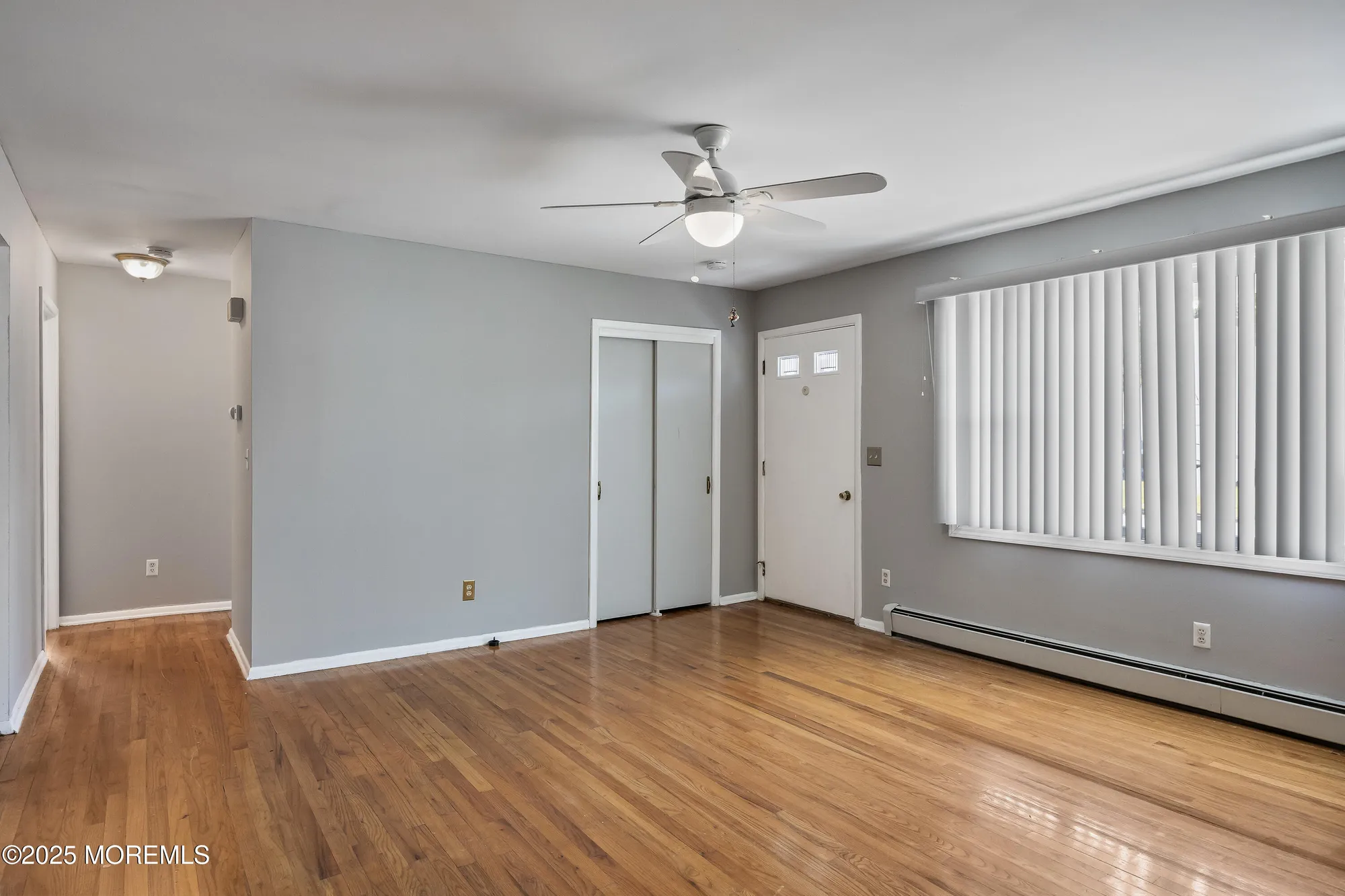 Property Slideshow image 5 of 25 | 1074 edgebrook dr, Toms River, NJ, 08757