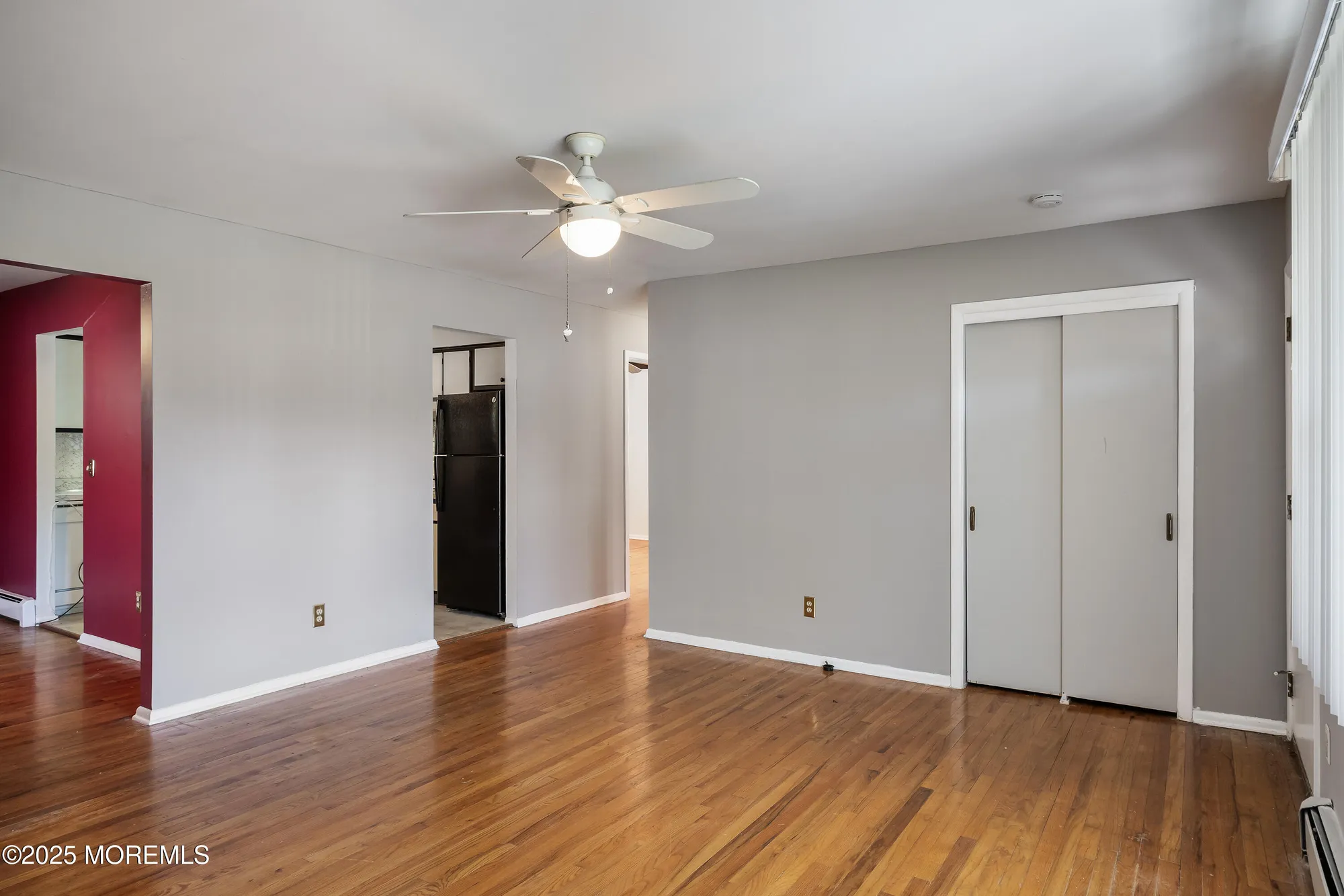 Property Slideshow image 6 of 25 | 1074 edgebrook dr, Toms River, NJ, 08757