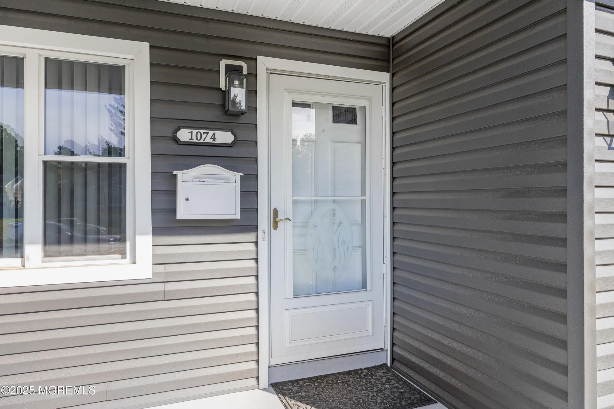 Property Slideshow image 19 of 25 | 1074 edgebrook dr, Toms River, NJ, 08757