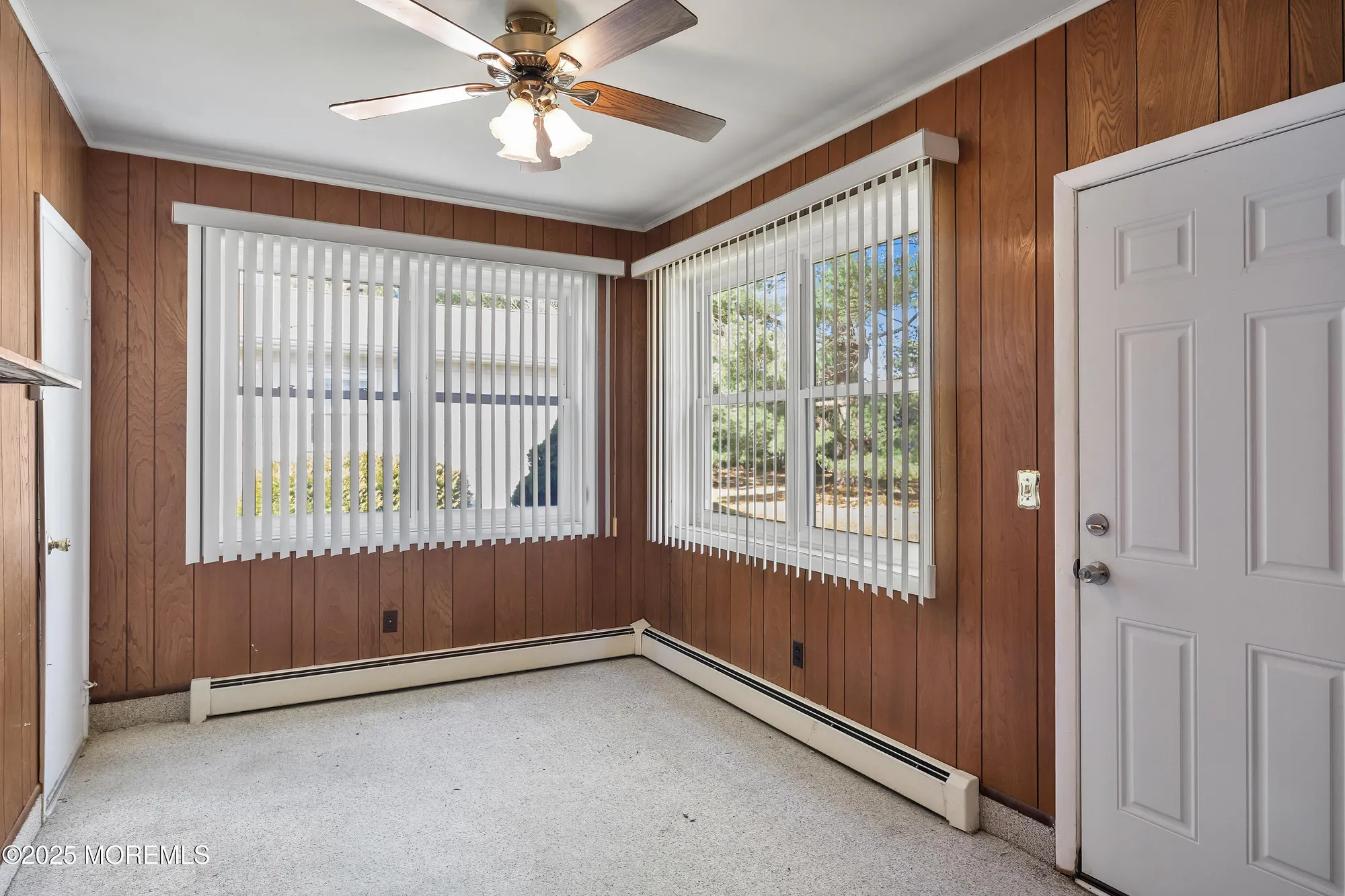 Property Slideshow image 8 of 25 | 1074 edgebrook dr, Toms River, NJ, 08757