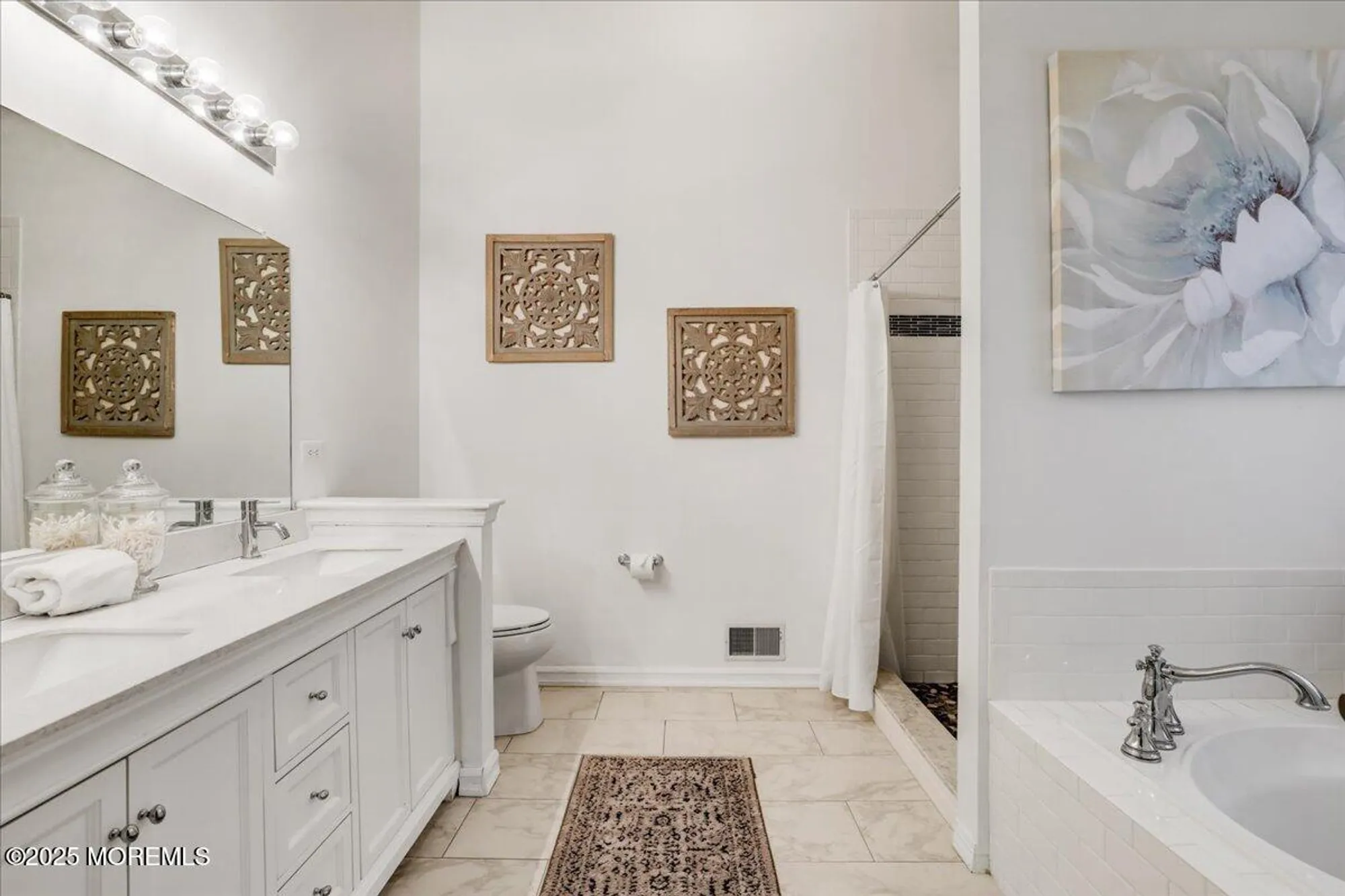 Property Slideshow image 17 of 34 | 44 merion ln, Jackson, NJ, 08527