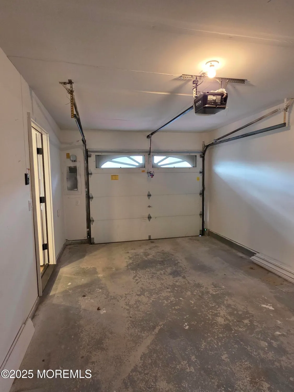 Property Slideshow image 16 of 17 | 1015 aberdeen dr a, Lakewood, NJ, 08701