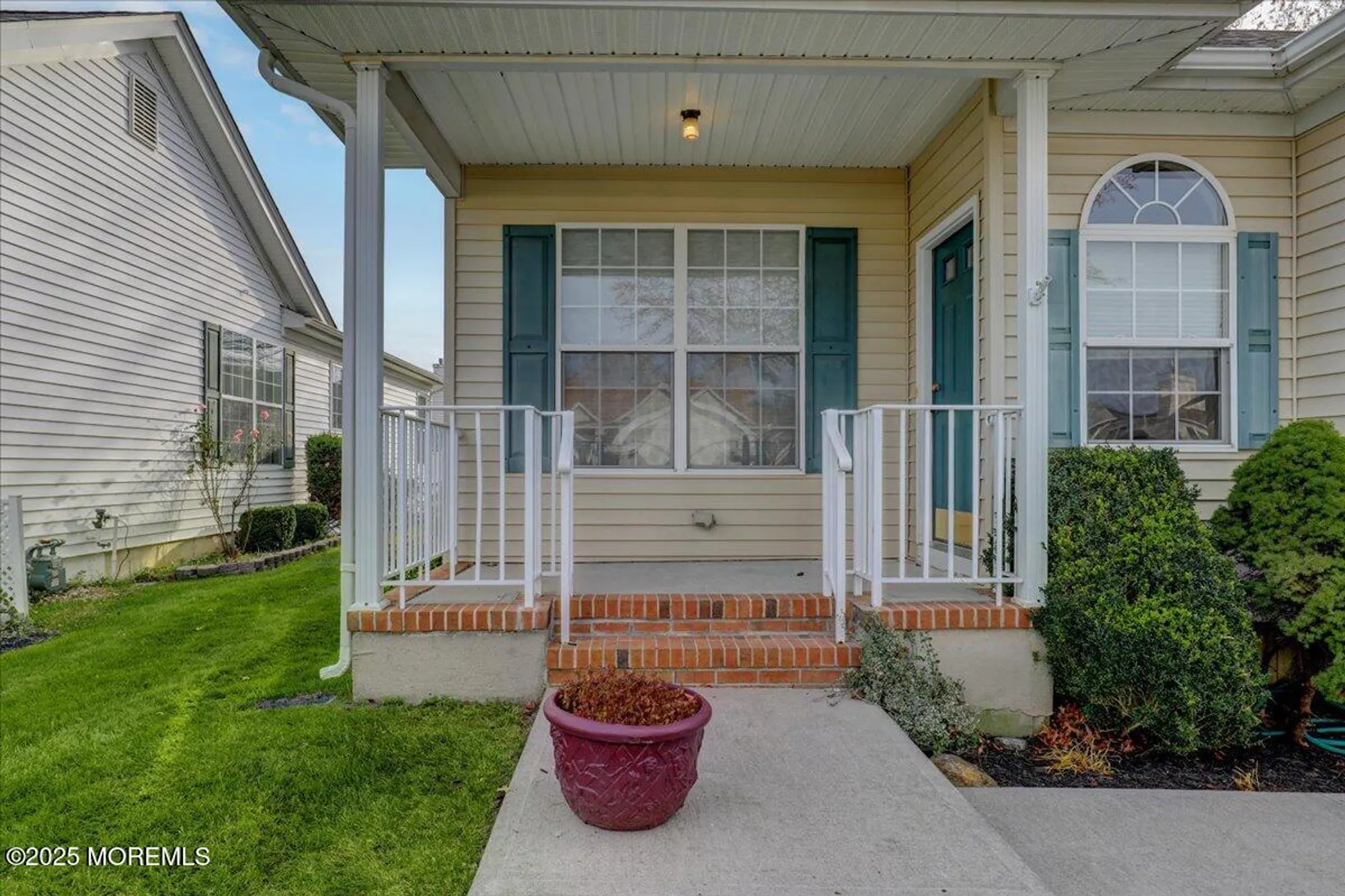 Property Slideshow image 6 of 33 | 21 shelley rd, Brick, NJ, 08724