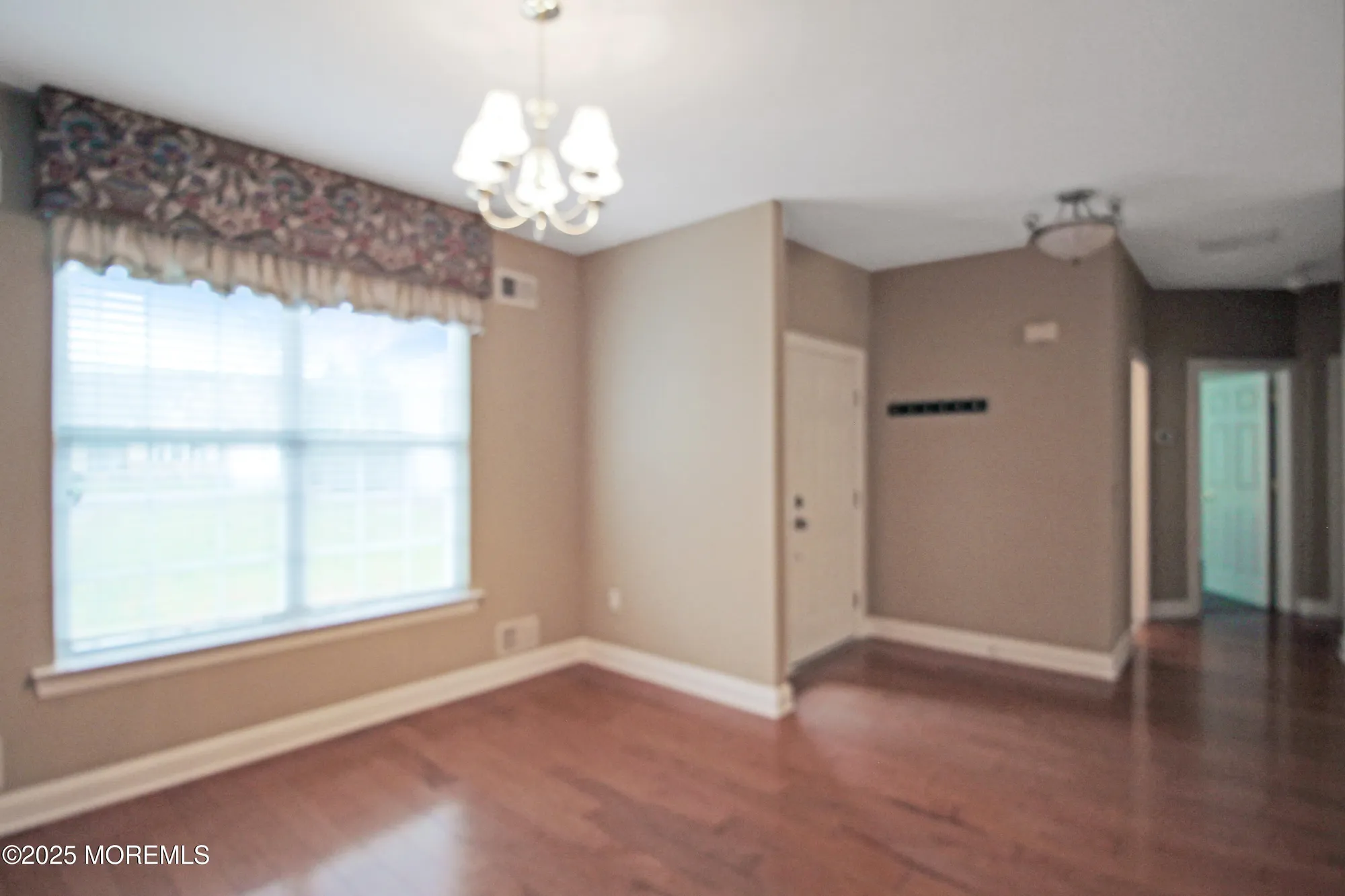 Property Slideshow image 5 of 37 | 9 curry ct, Manchester, NJ, 08759