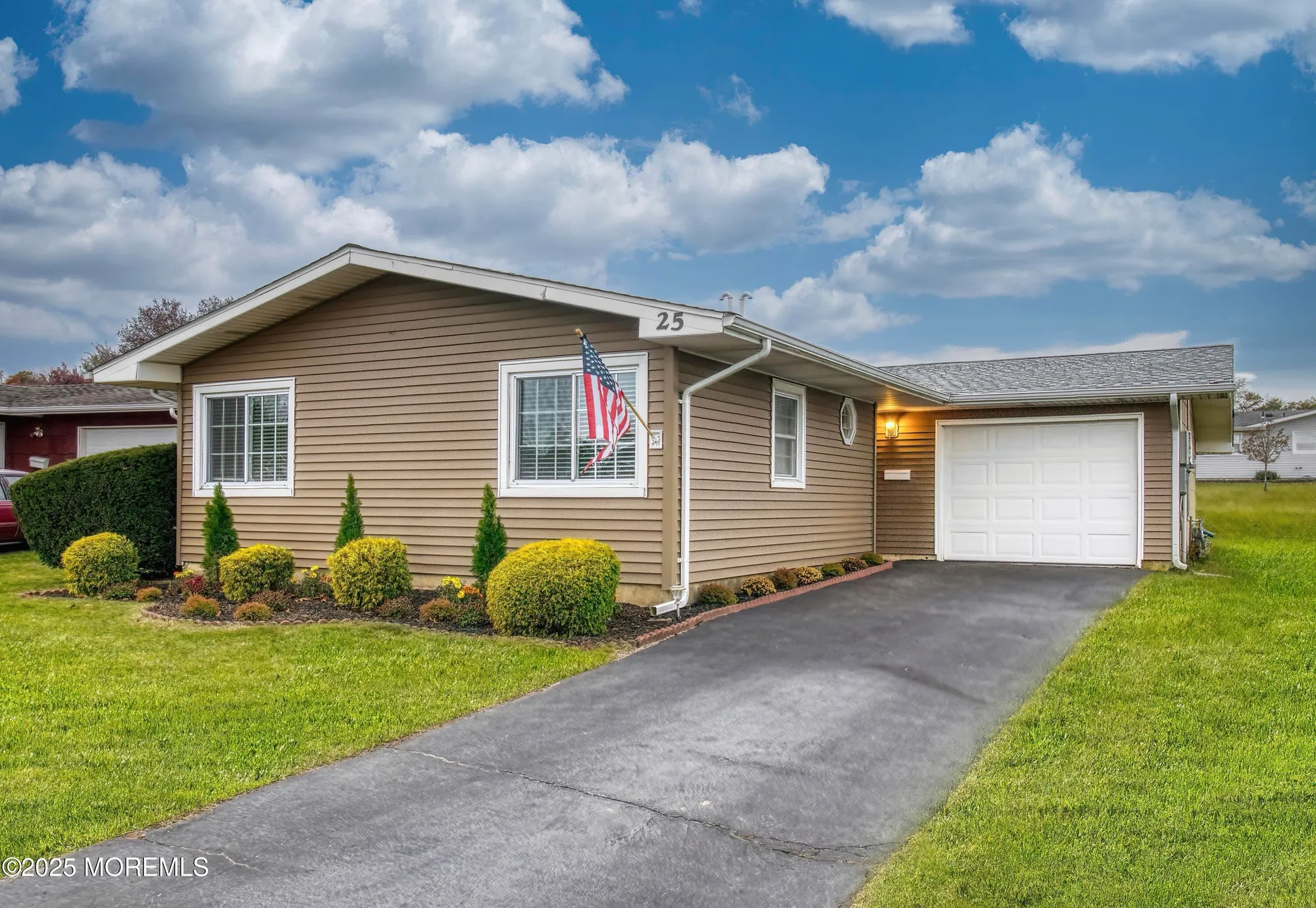 Property Slideshow image 1 of 59 | 25 whitman st, Brick, NJ, 08724