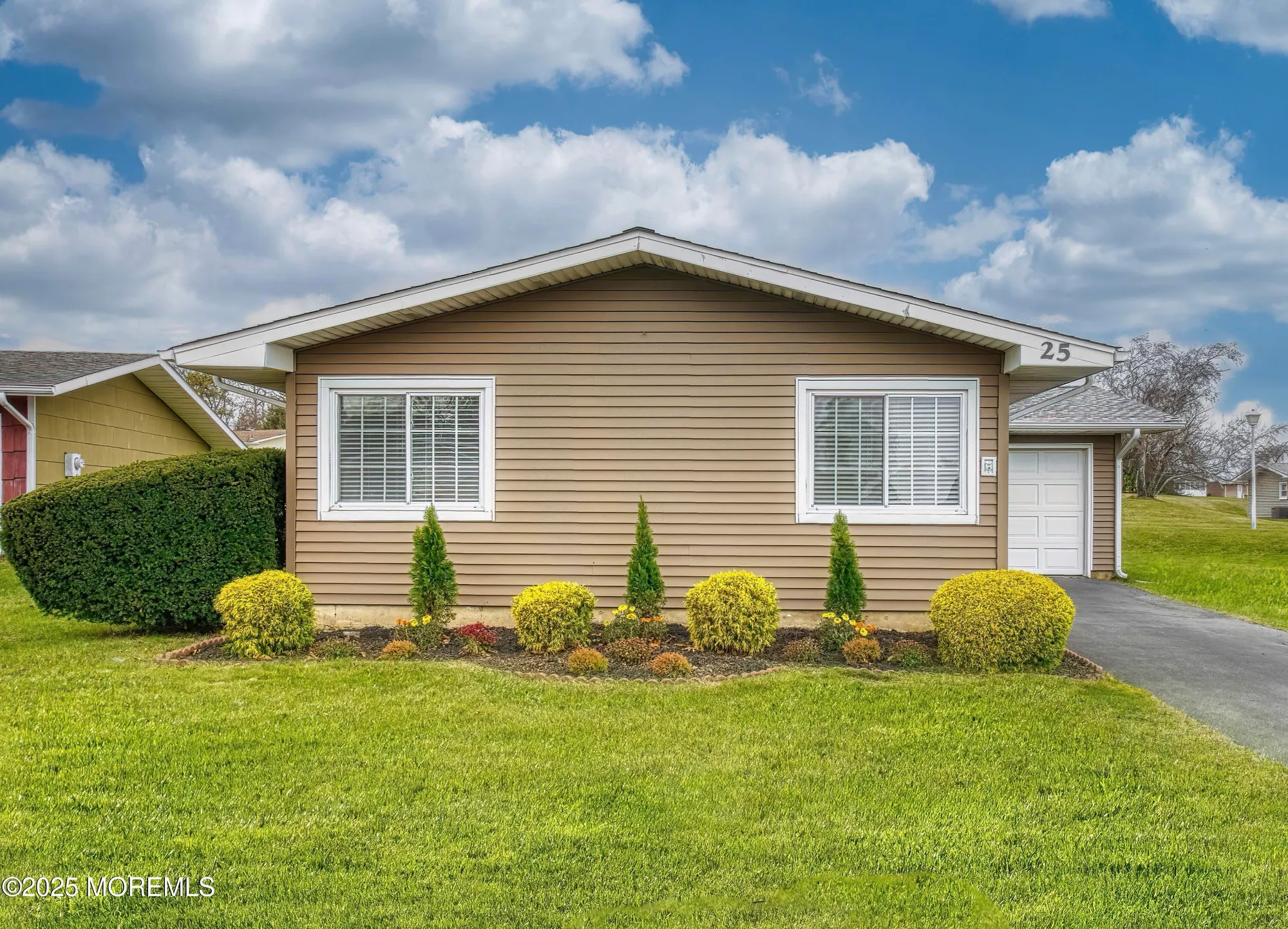 Property Slideshow image 2 of 59 | 25 whitman st, Brick, NJ, 08724