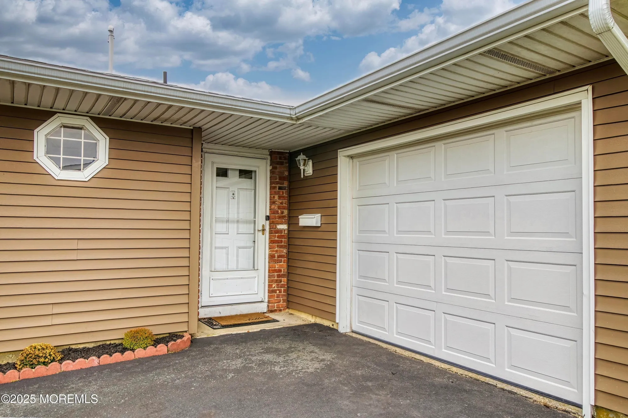 Property Slideshow image 4 of 59 | 25 whitman st, Brick, NJ, 08724