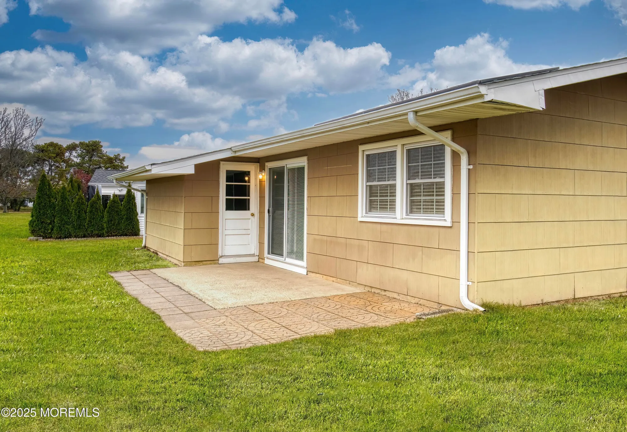 Property Slideshow image 41 of 59 | 25 whitman st, Brick, NJ, 08724