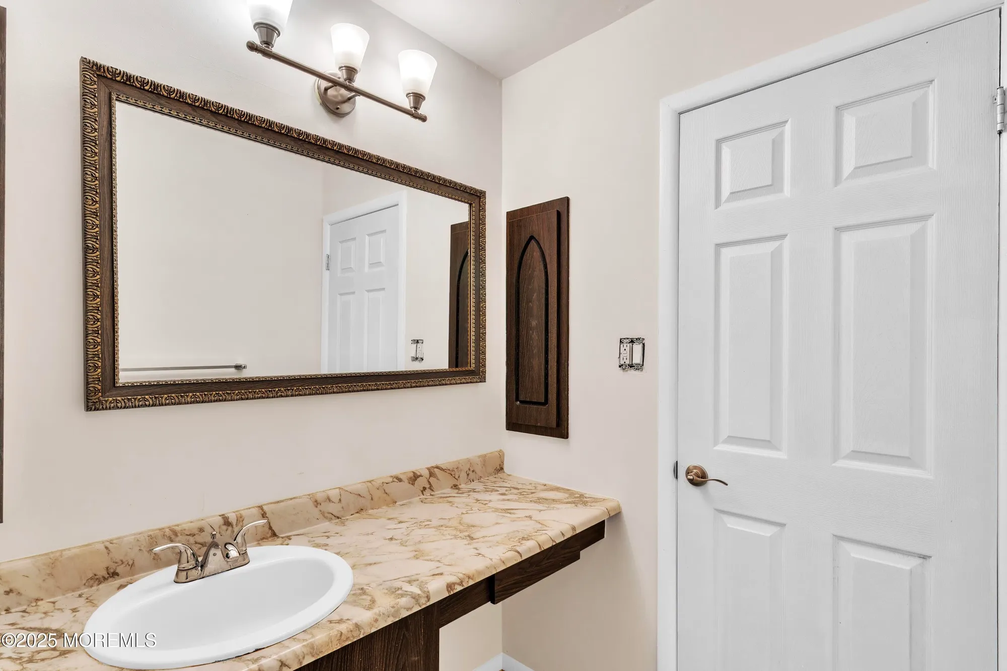 Property Slideshow image 27 of 59 | 25 whitman st, Brick, NJ, 08724