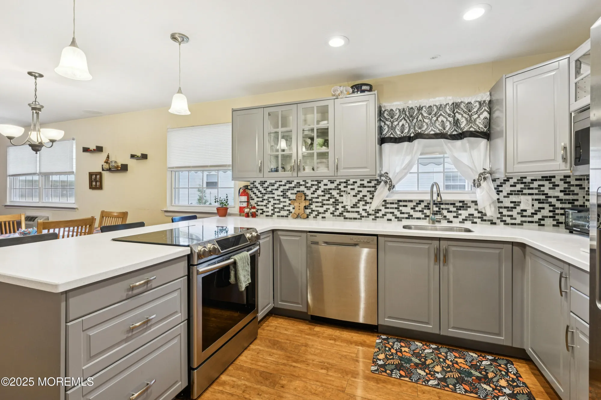 Property Slideshow image 8 of 25 | 7b greenwood ln # 62, Whiting, NJ, 08759