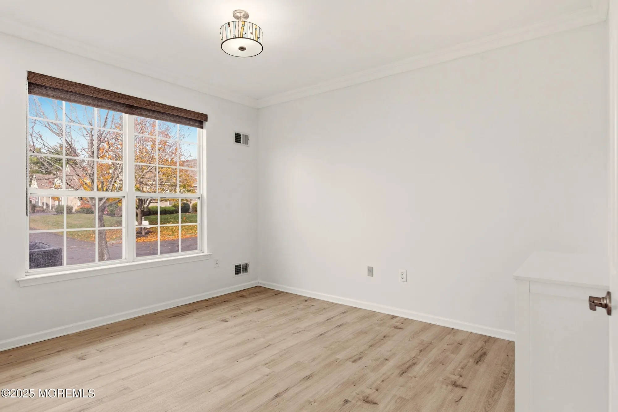 Property Slideshow image 11 of 19 | 45 deerchase ln, Lakewood, NJ, 08701