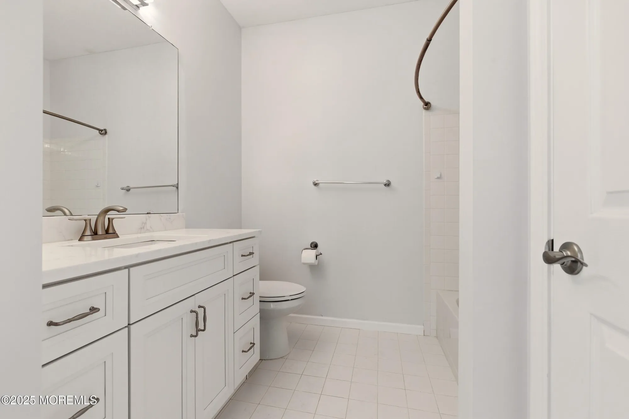 Property Slideshow image 14 of 19 | 45 deerchase ln, Lakewood, NJ, 08701