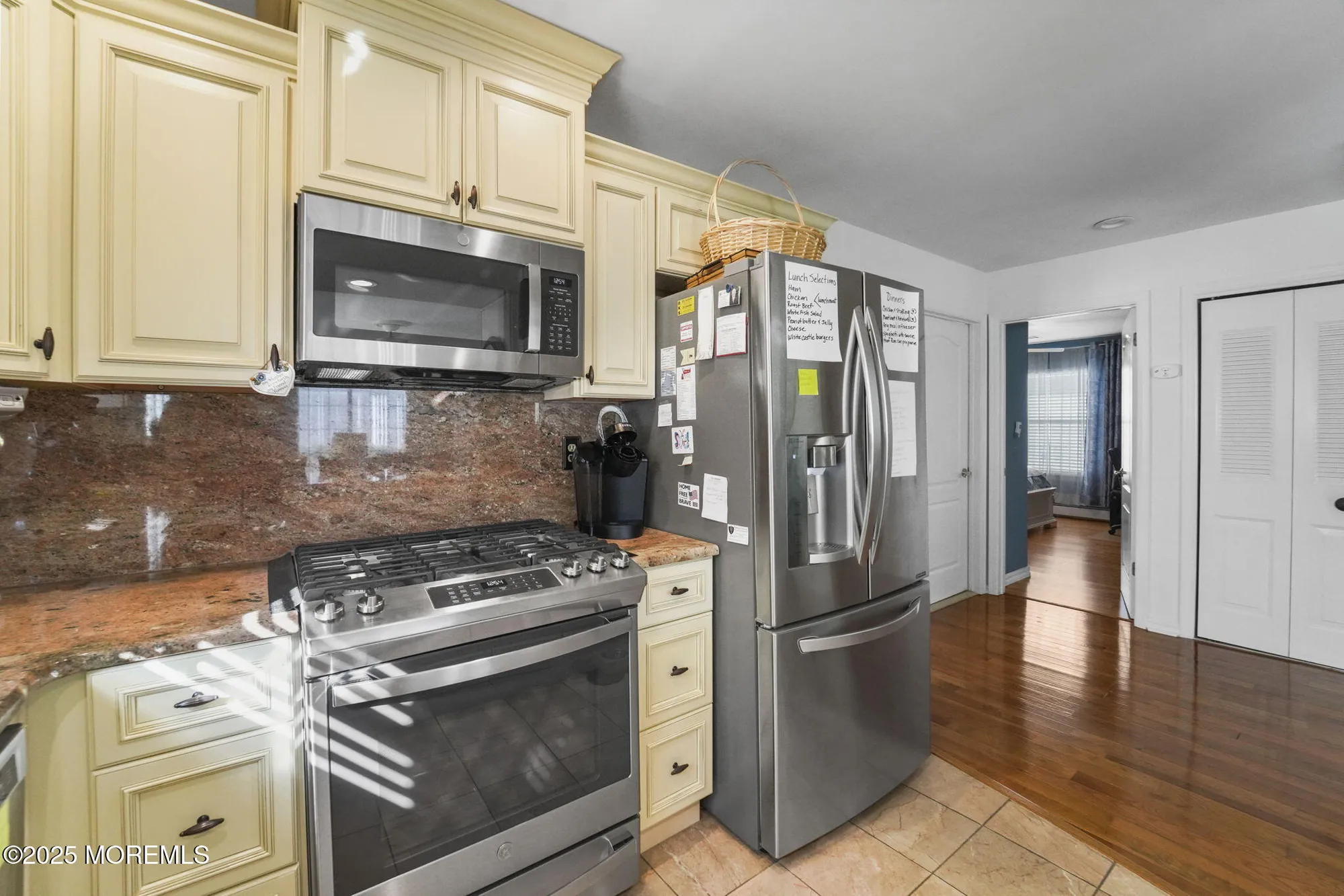 Property Slideshow image 6 of 18 | 6 abergele dr, Toms River, NJ, 08757