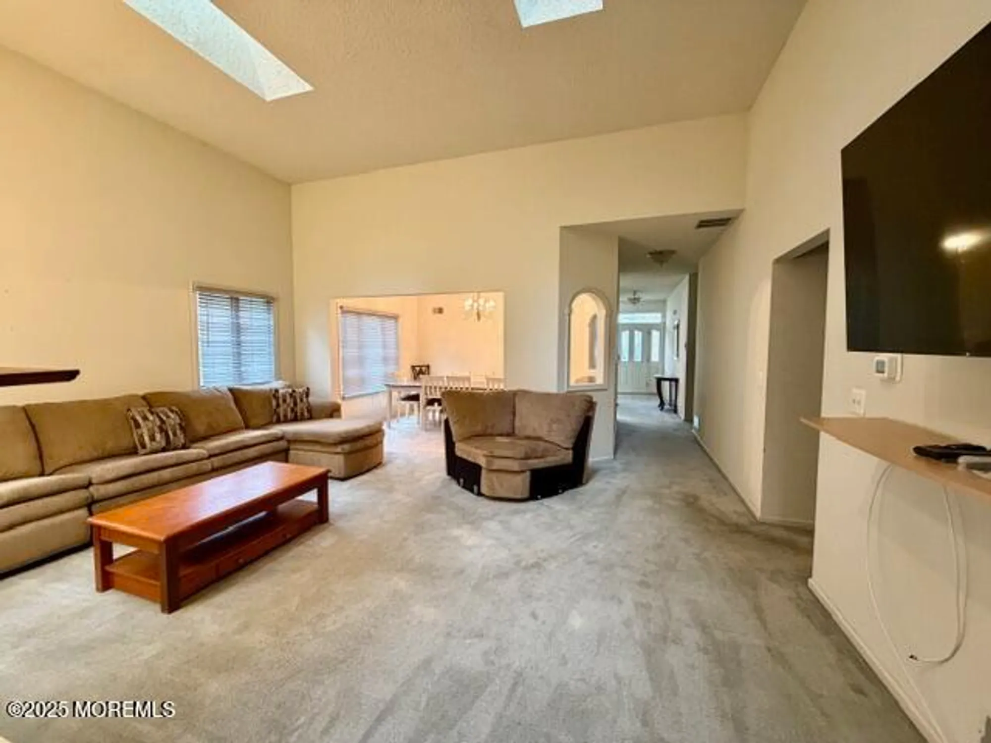 Property Slideshow image 9 of 18 | 2 london dr, Monroe, NJ, 08831