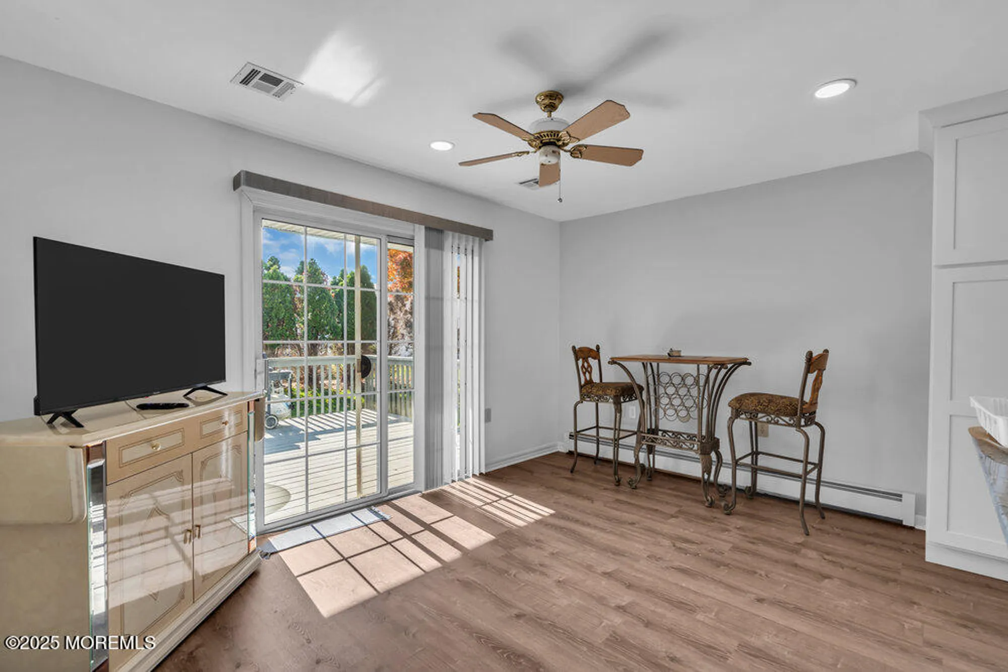 Property Slideshow image 12 of 25 | 170 chesterfield ln, Toms River, NJ, 08757