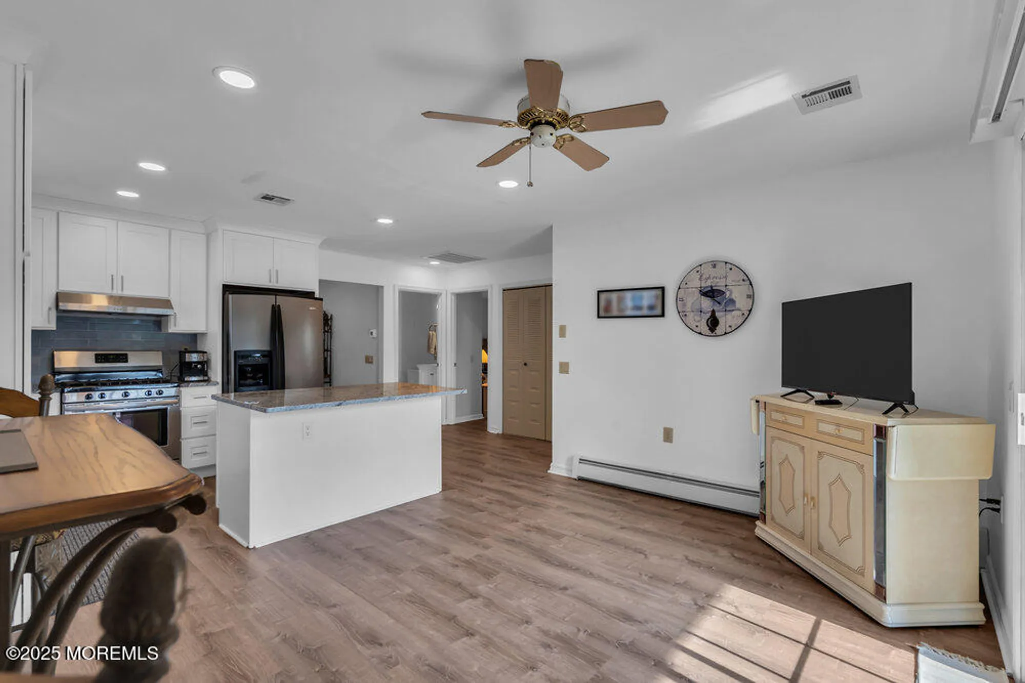 Property Slideshow image 14 of 25 | 170 chesterfield ln, Toms River, NJ, 08757