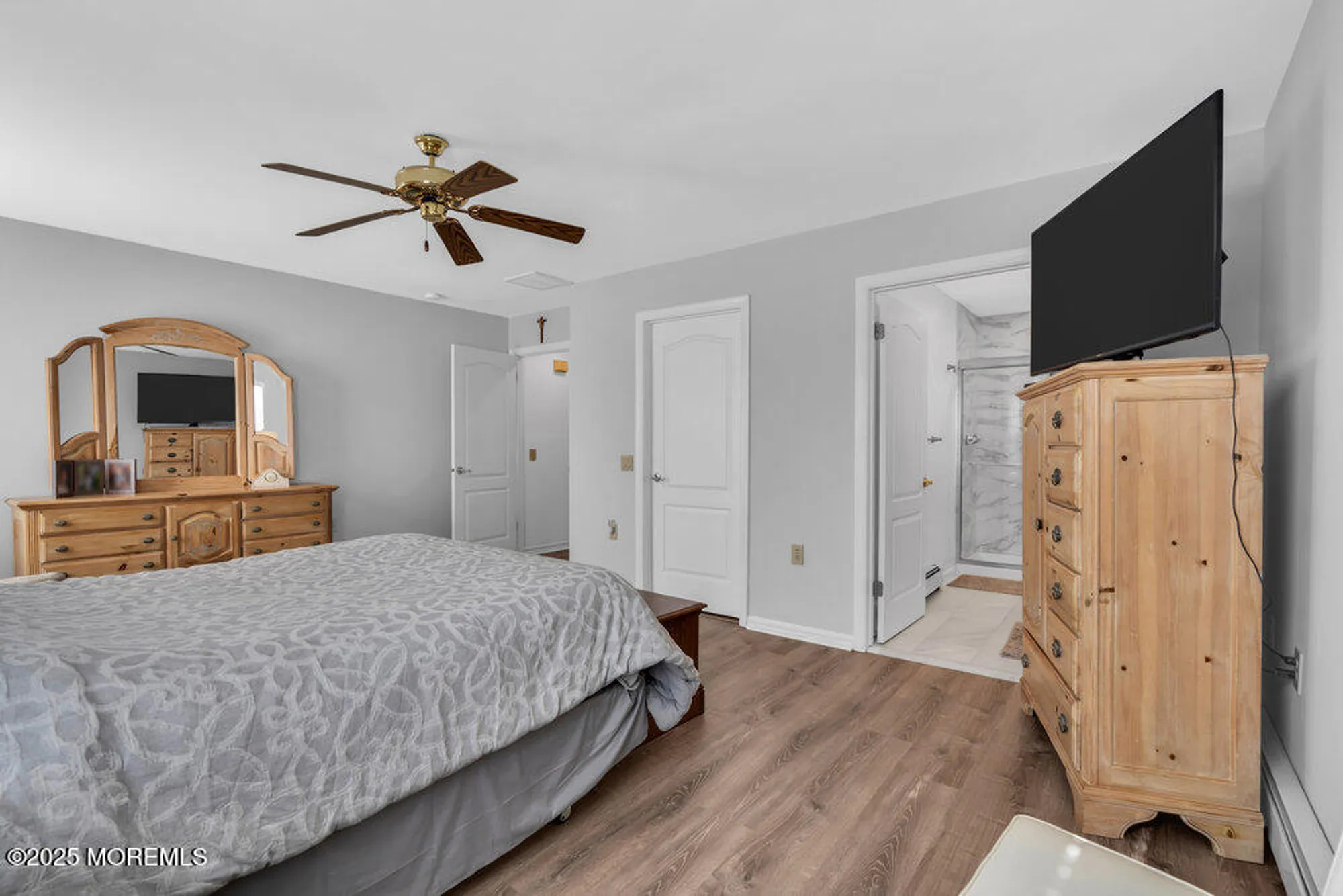 Property Slideshow image 18 of 25 | 170 chesterfield ln, Toms River, NJ, 08757