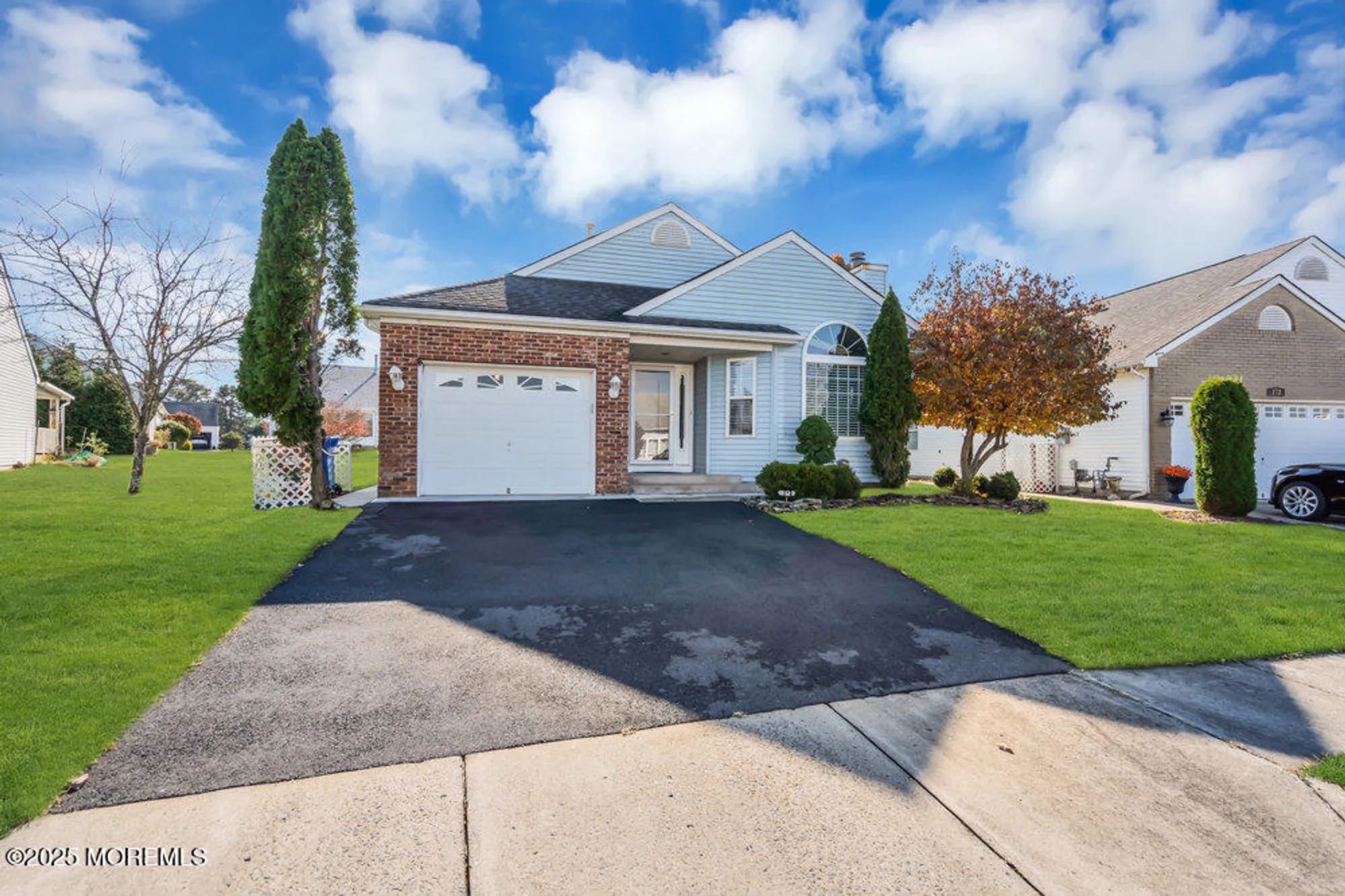 Property Slideshow image 5 of 25 | 170 chesterfield ln, Toms River, NJ, 08757